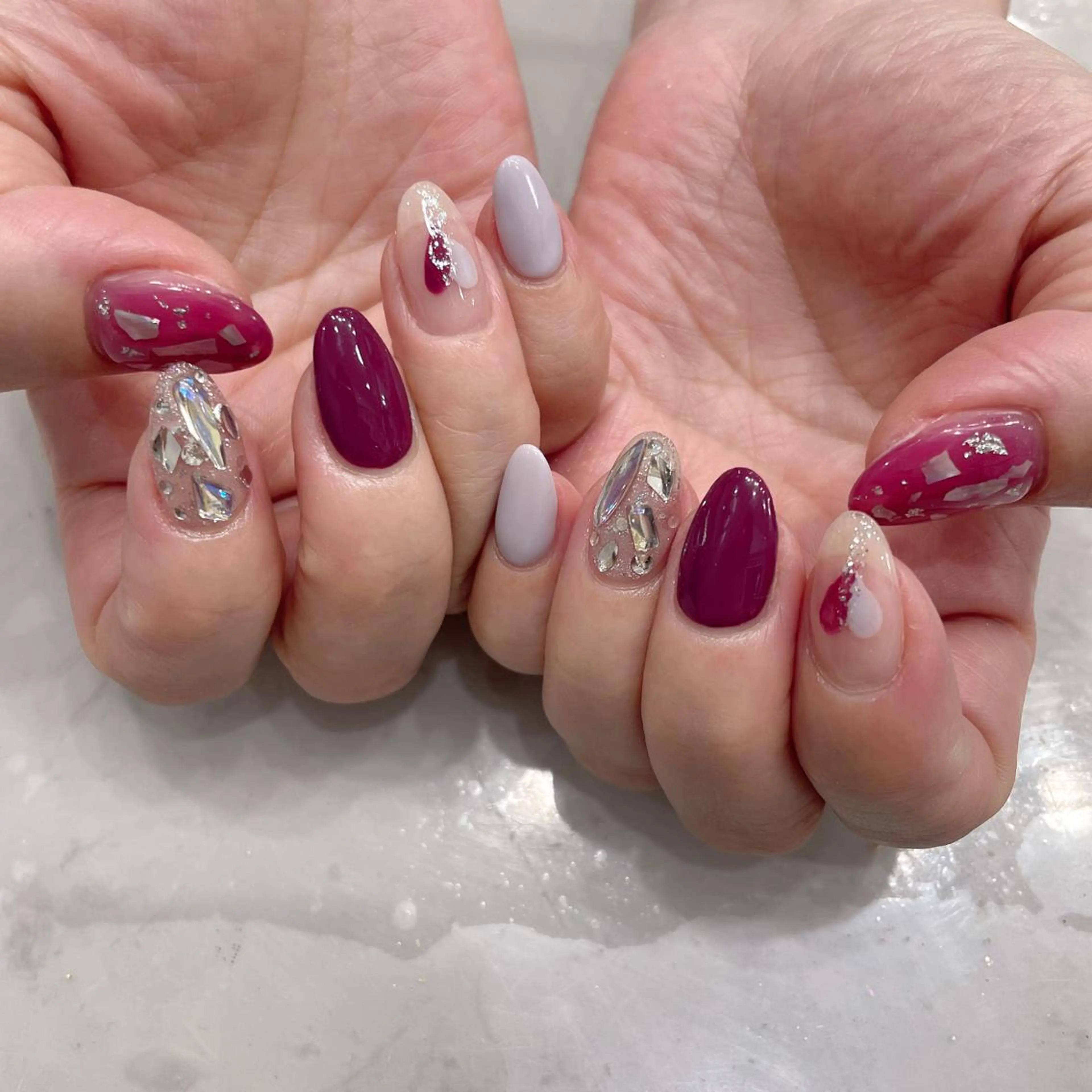 ネイル ハンドネイル The Bomのマツエク・マツパデザイン