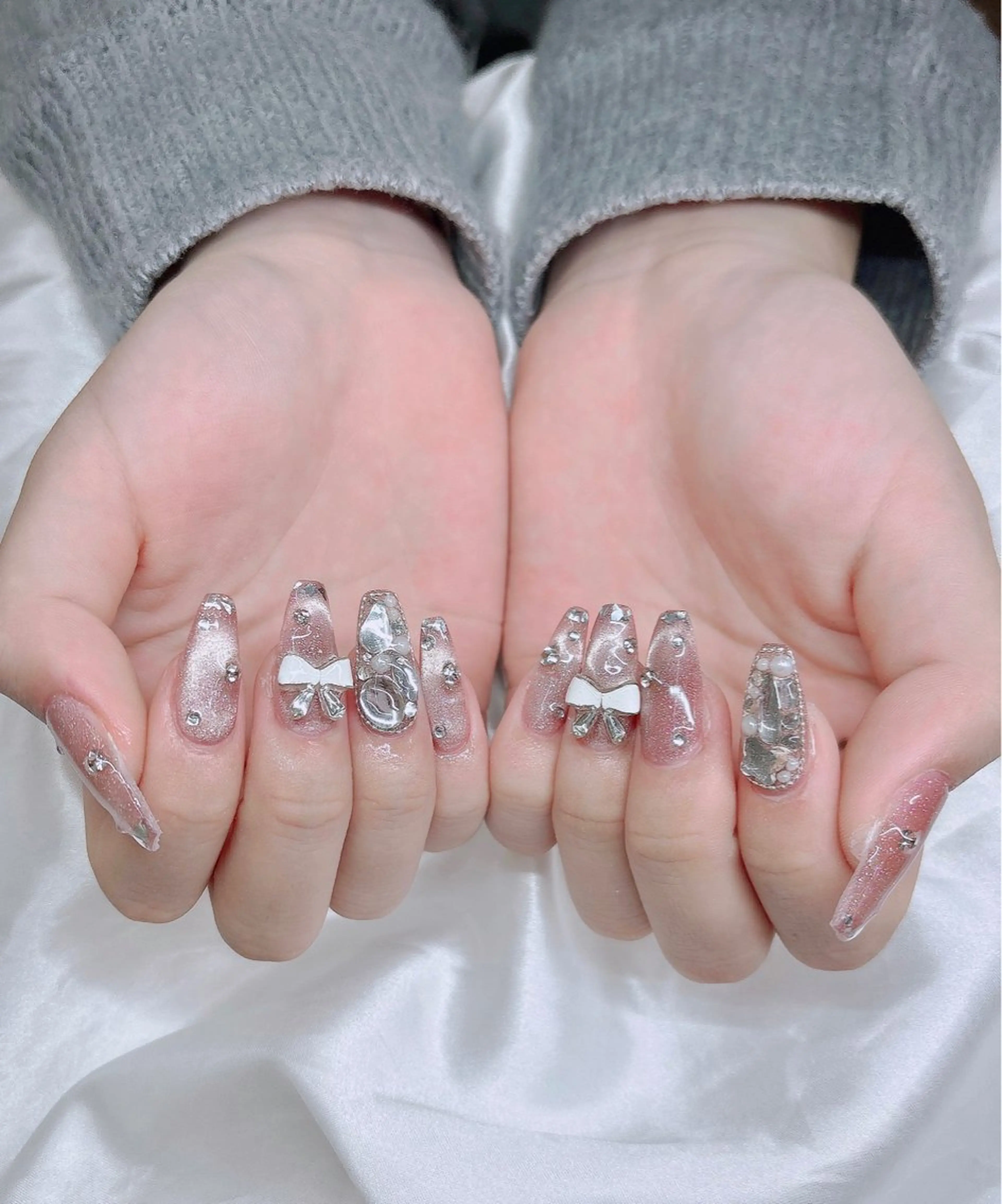 ネイル ハンドネイル MOON nailsのネイルデザイン