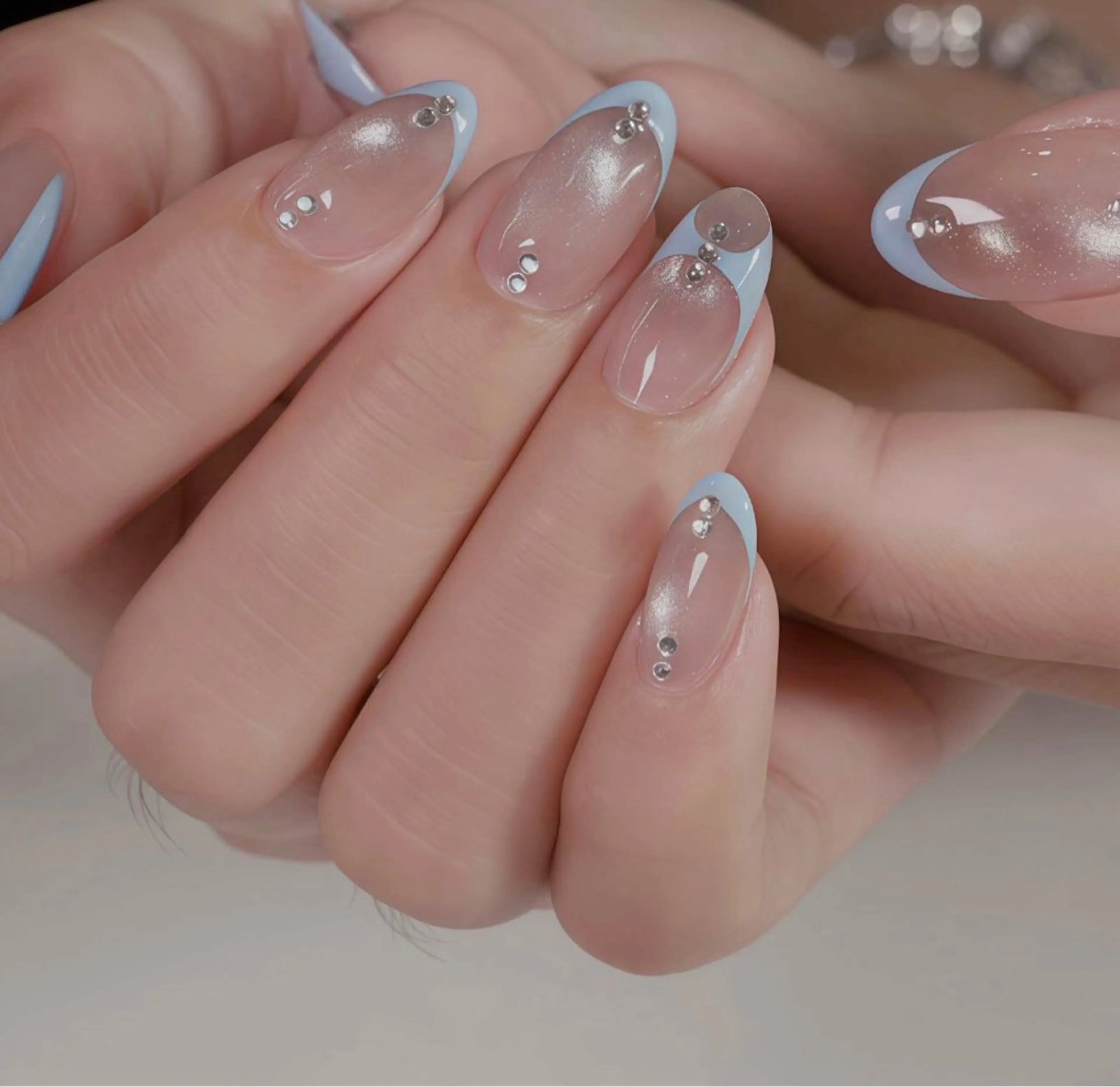 ネイル フレンチネイル キラキラネイル 水色 マグネットネイル ミラーネイル Lina nail所属・Lunaa 池袋のネイルデザイン