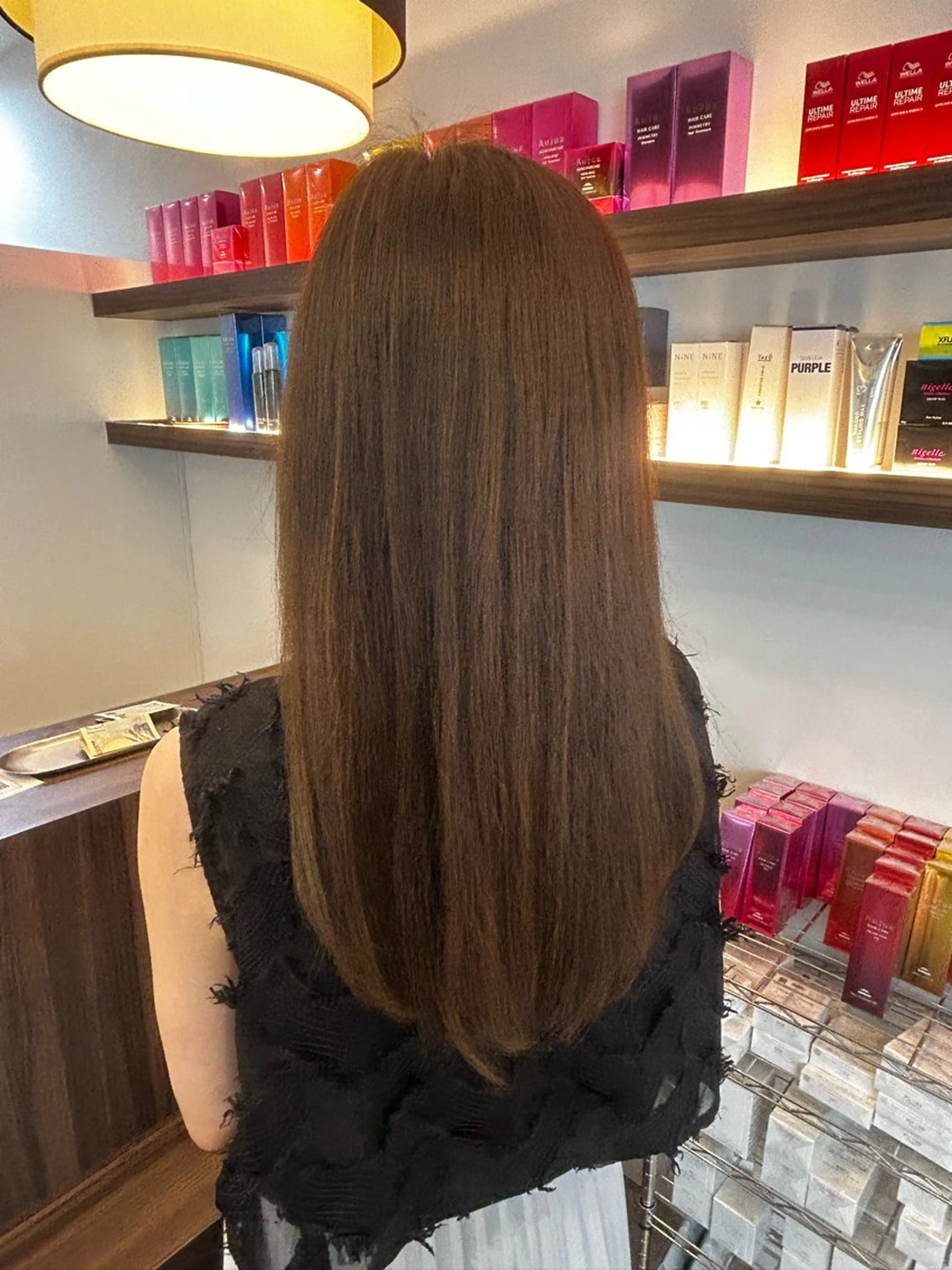 カラー 上田 愛來のヘアスタイル