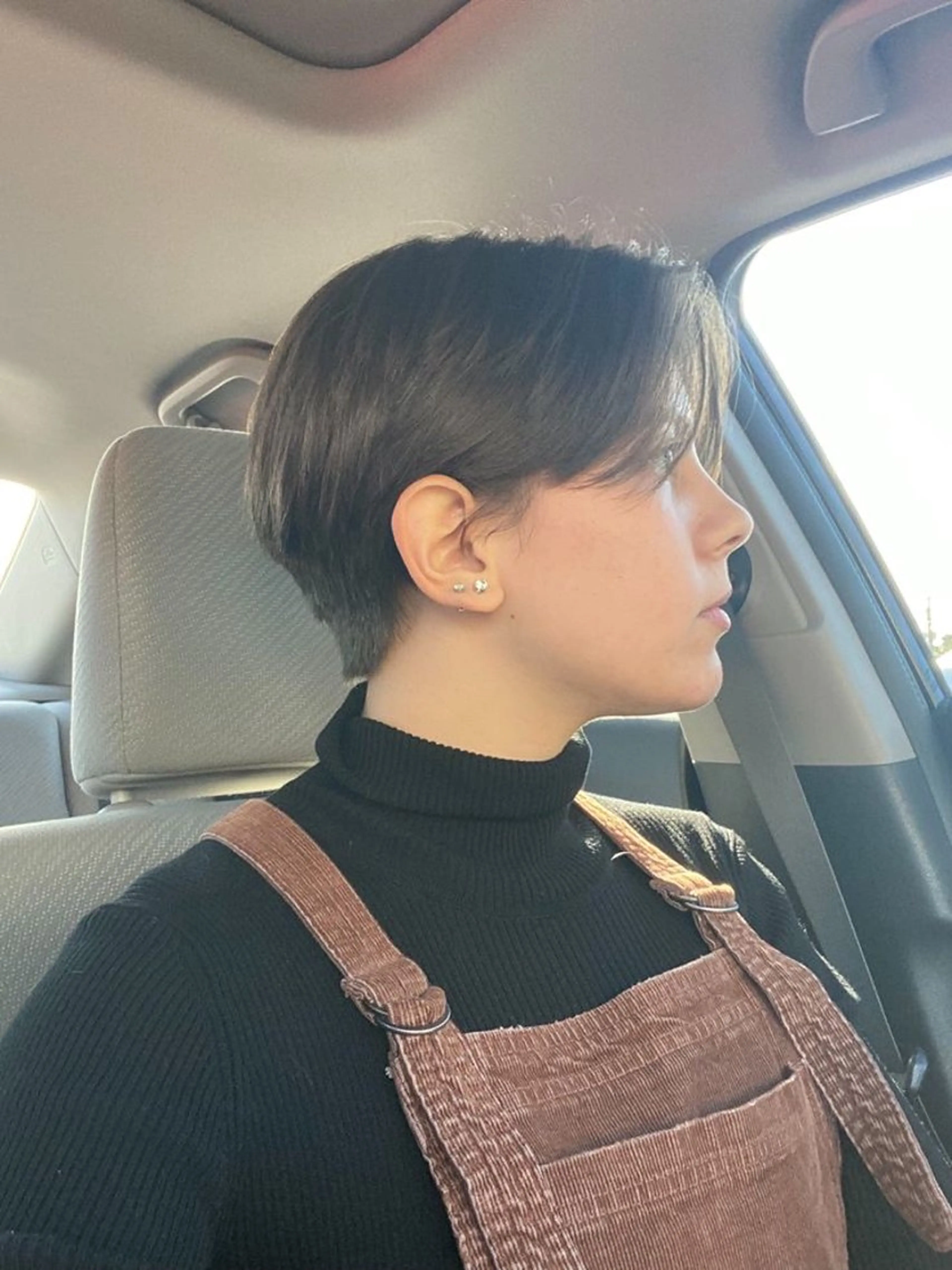 ショート soi 小島陽香のヘアスタイル