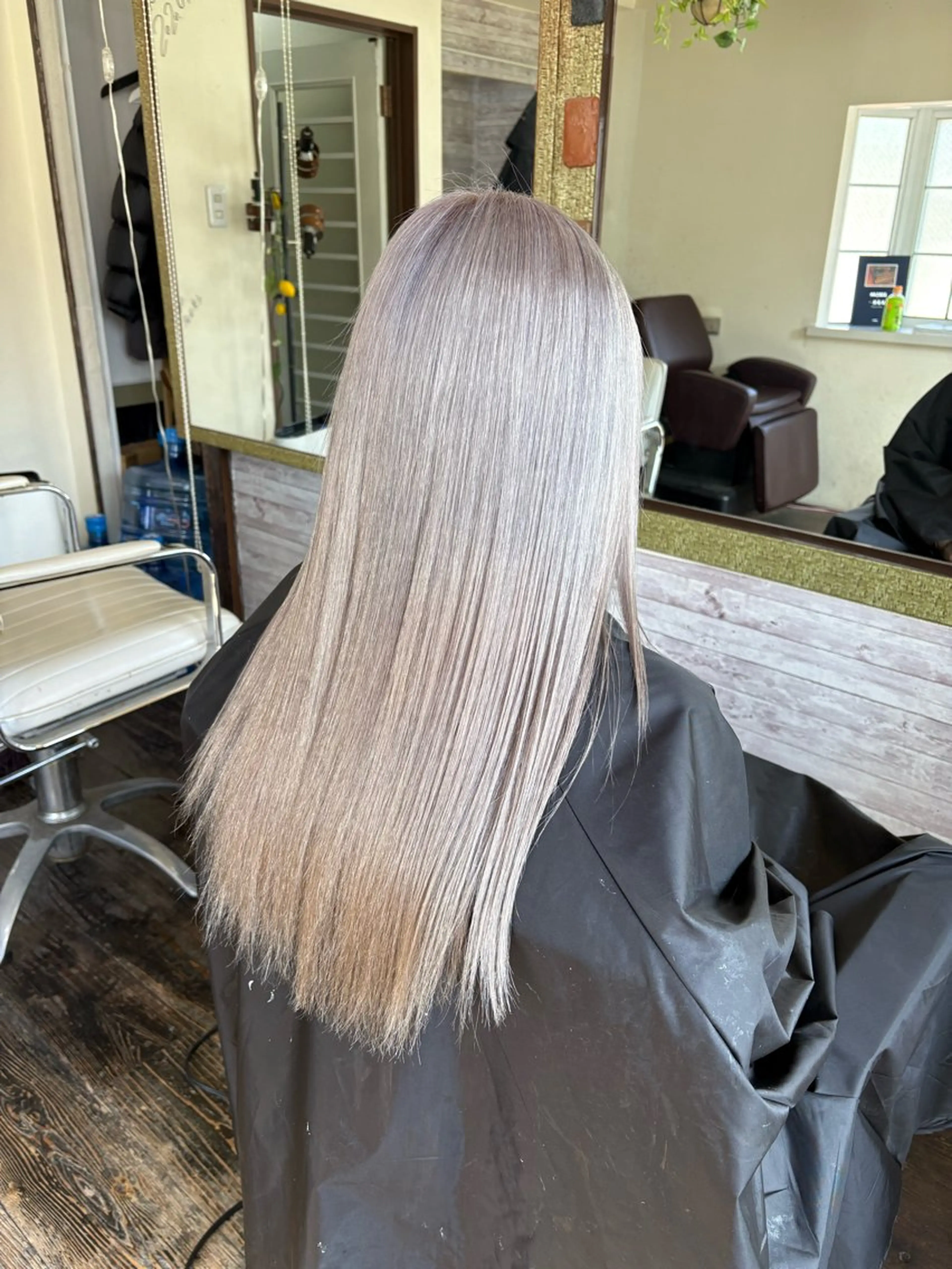 カラー ヘアカラー 渡辺 健太のヘアスタイル