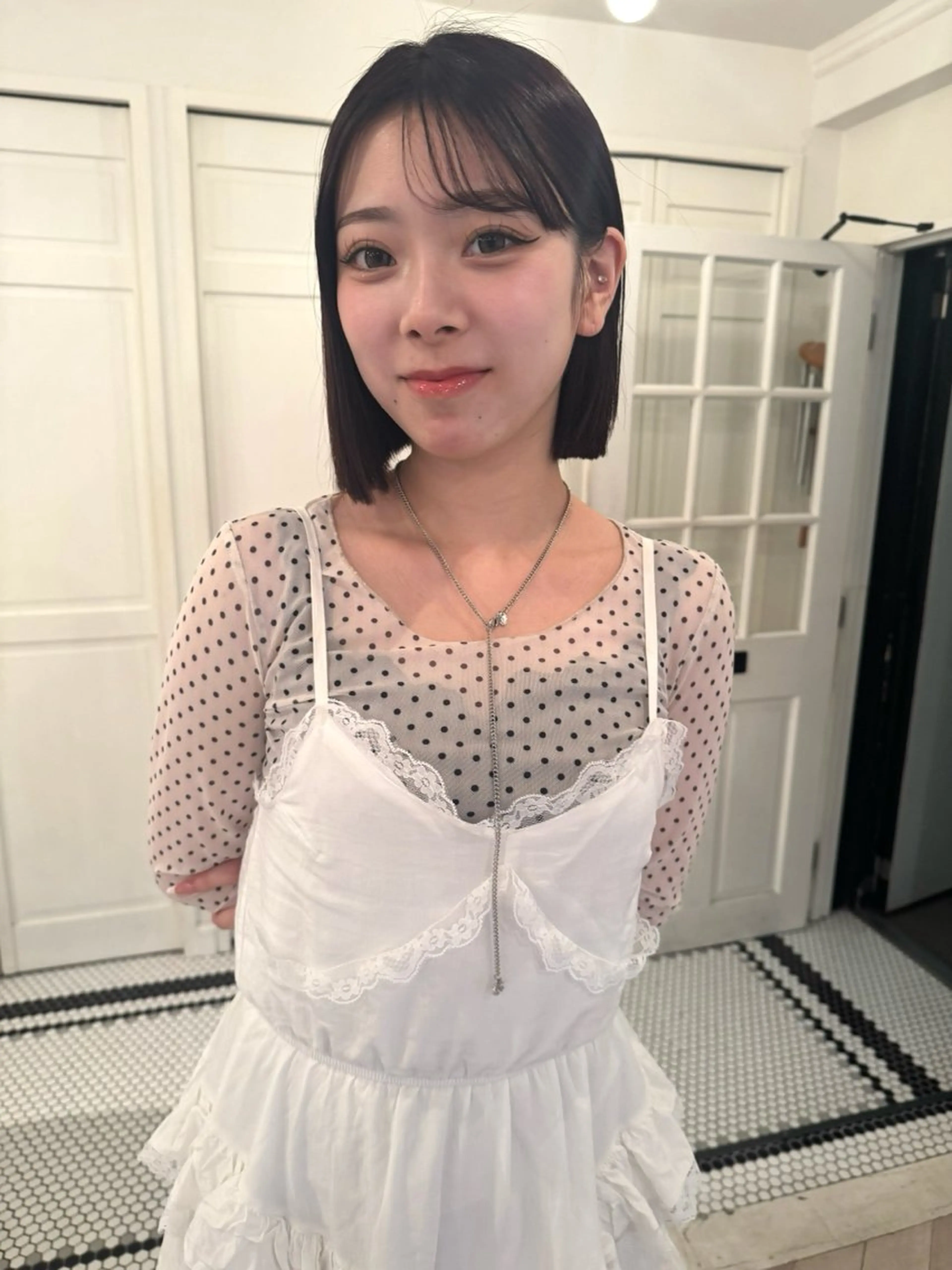 ミディアム カット ヘアカラー ブリーチカラー🎀 韓国風/寺門美優のヘアスタイル