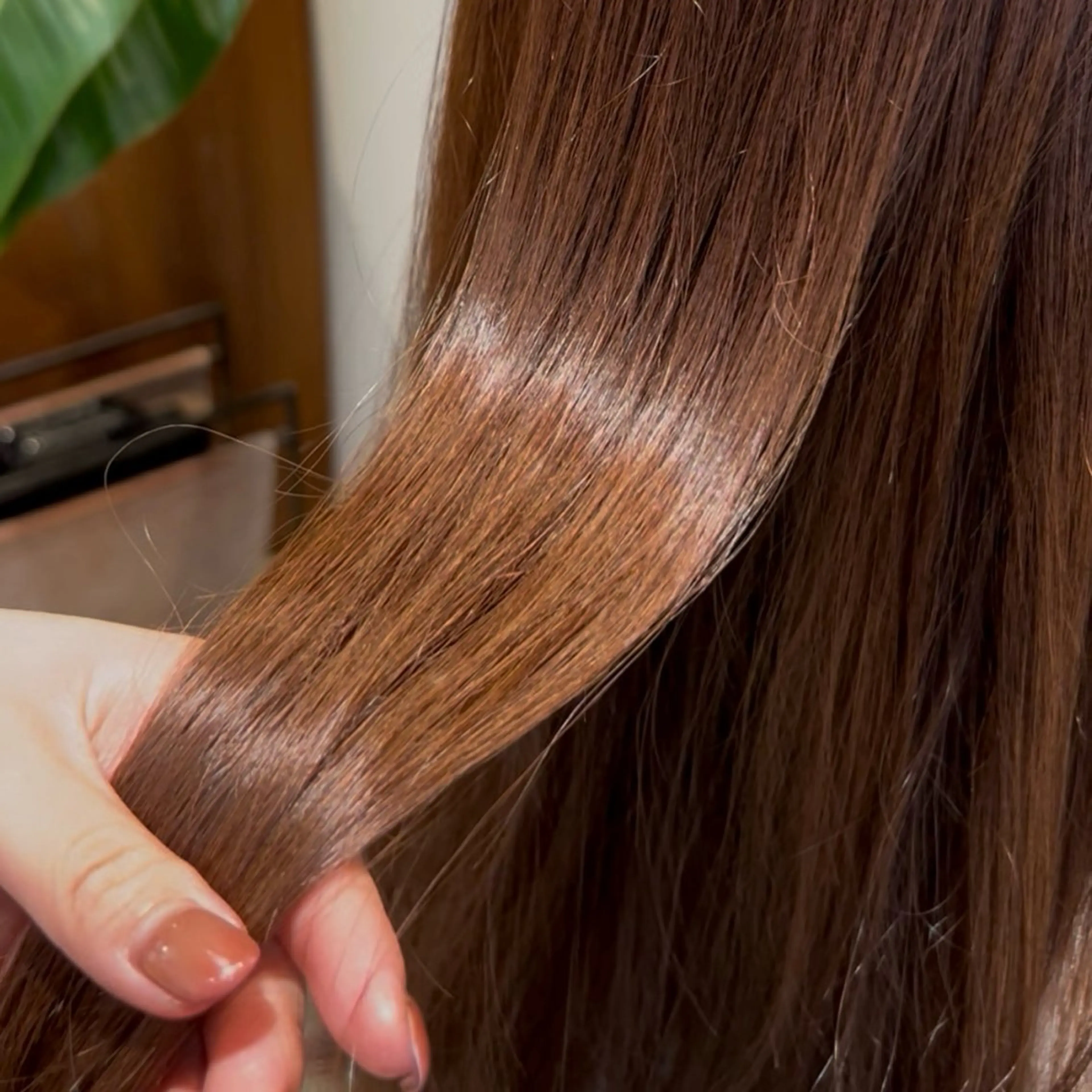 カラー 中山 紗希のヘアスタイル