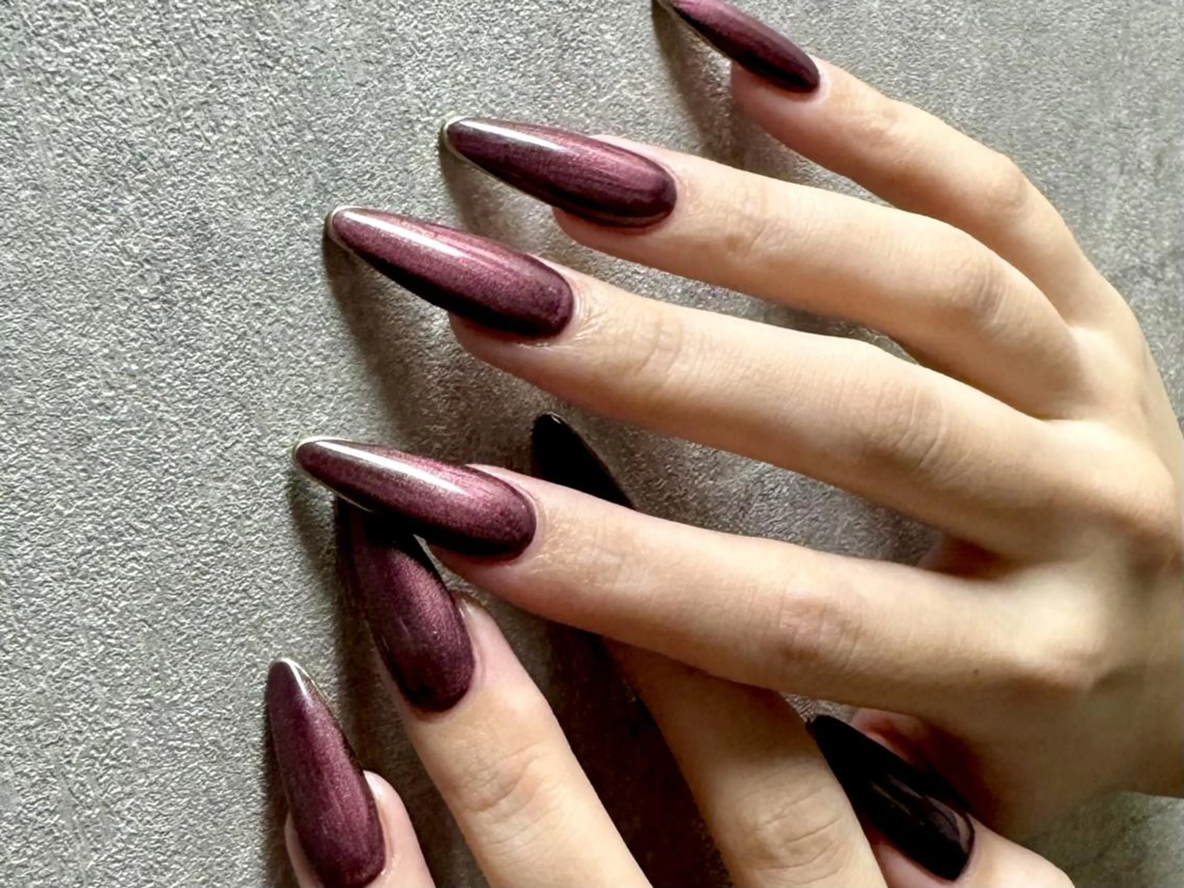 ネイル 長さ出し 韓国ネイル マグネットネイル ニュアンスネイル スカルプネイル nailstudio eviz新宿店のネイルデザイン