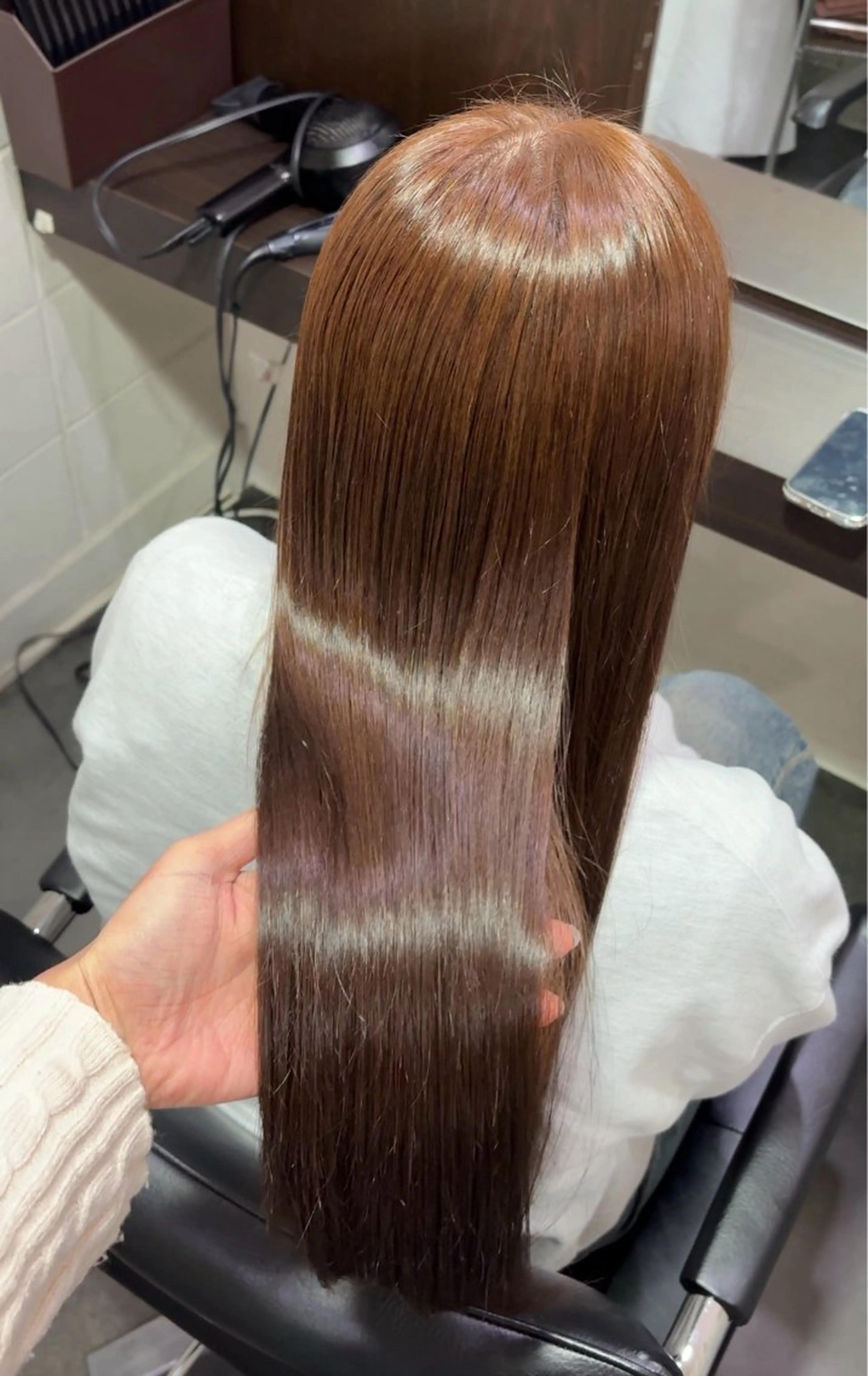 カット➕高発色低ダメージエドルカラー➕髪質改善水素トリートメントの写真