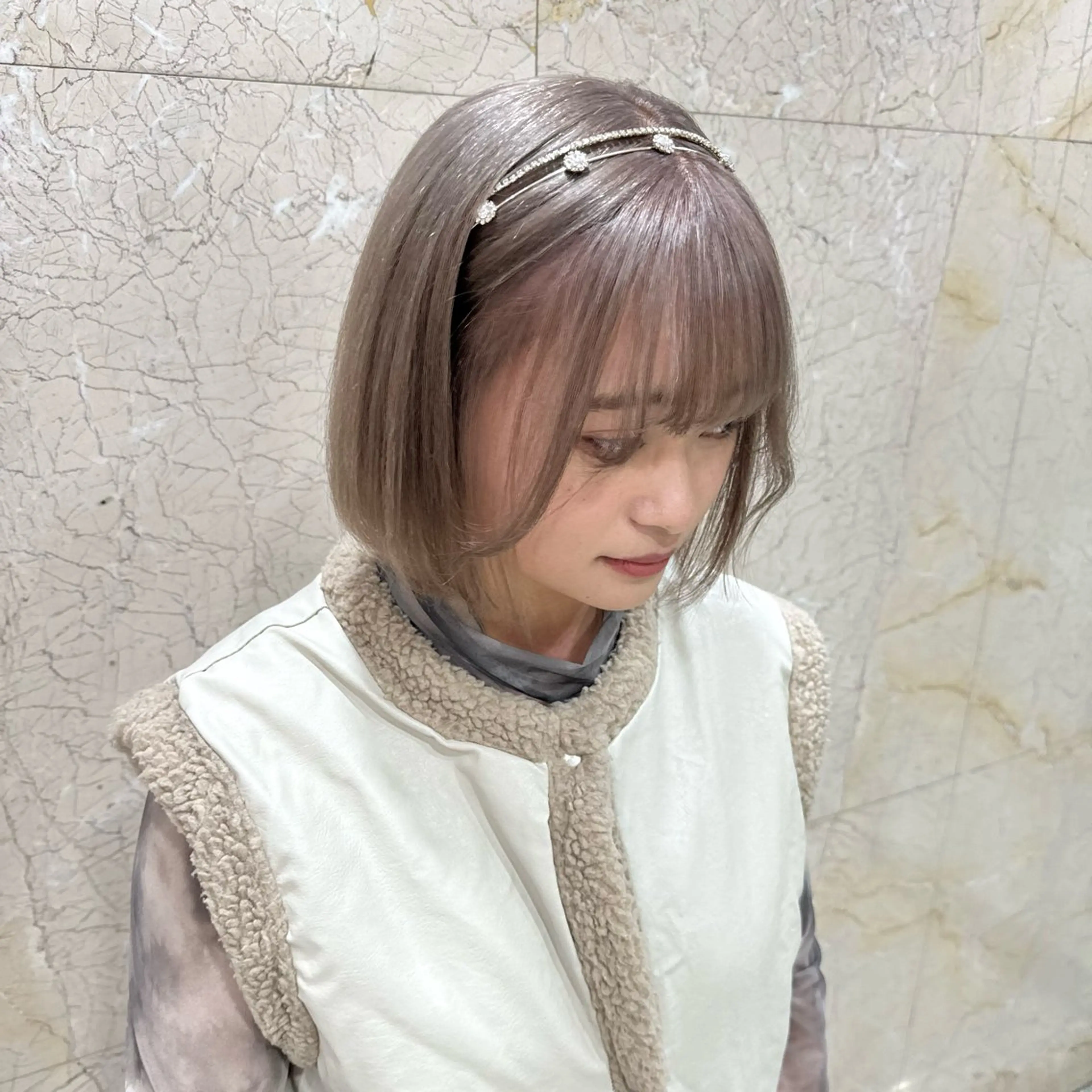 ミディアム ボブ 髪質改善 ヘアカラー 顔周りレイヤー/新宿 /モテ艶カラー/航介のヘアスタイル