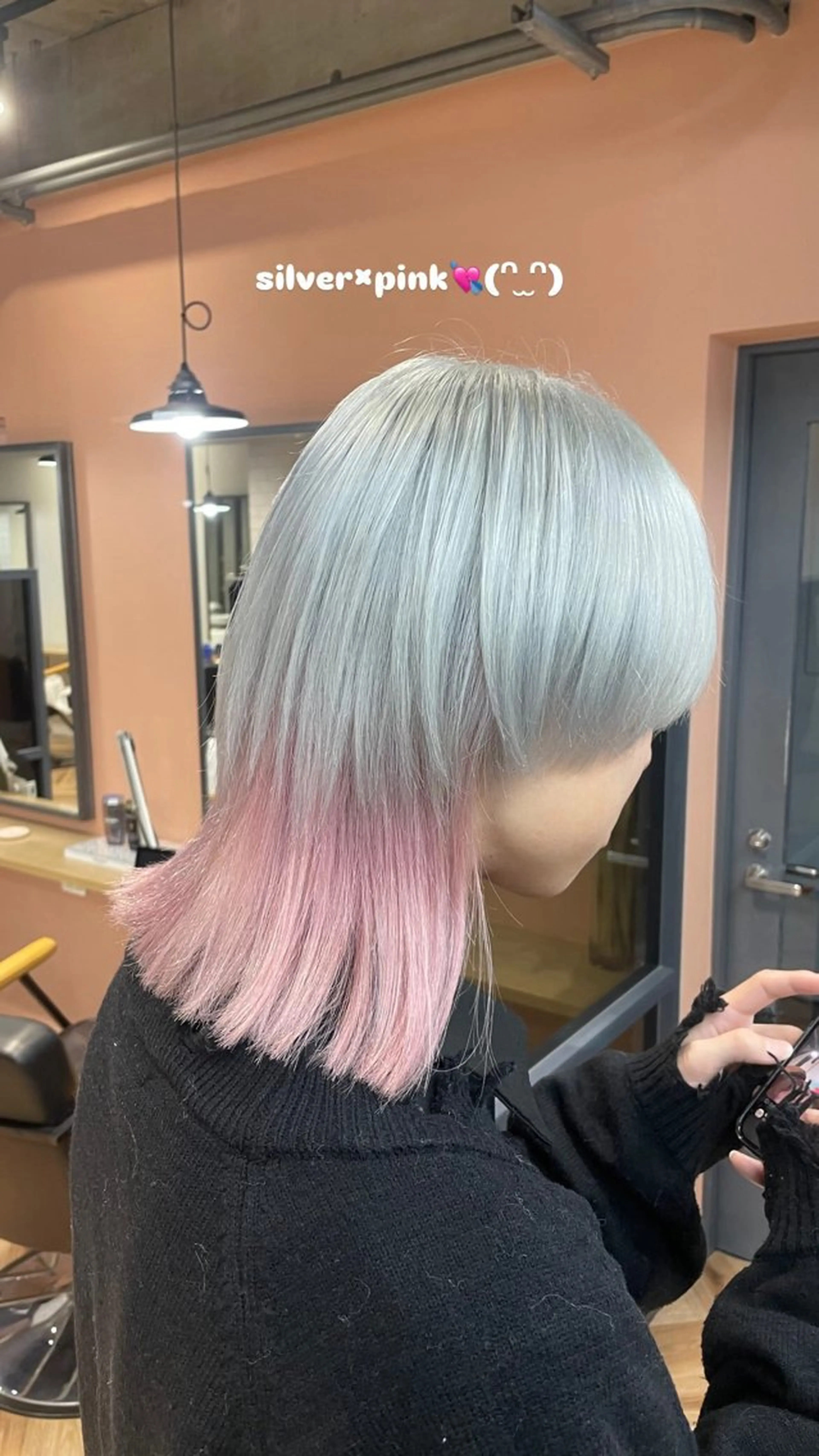 ミディアム カラー 榎本 姫那乃のヘアスタイル