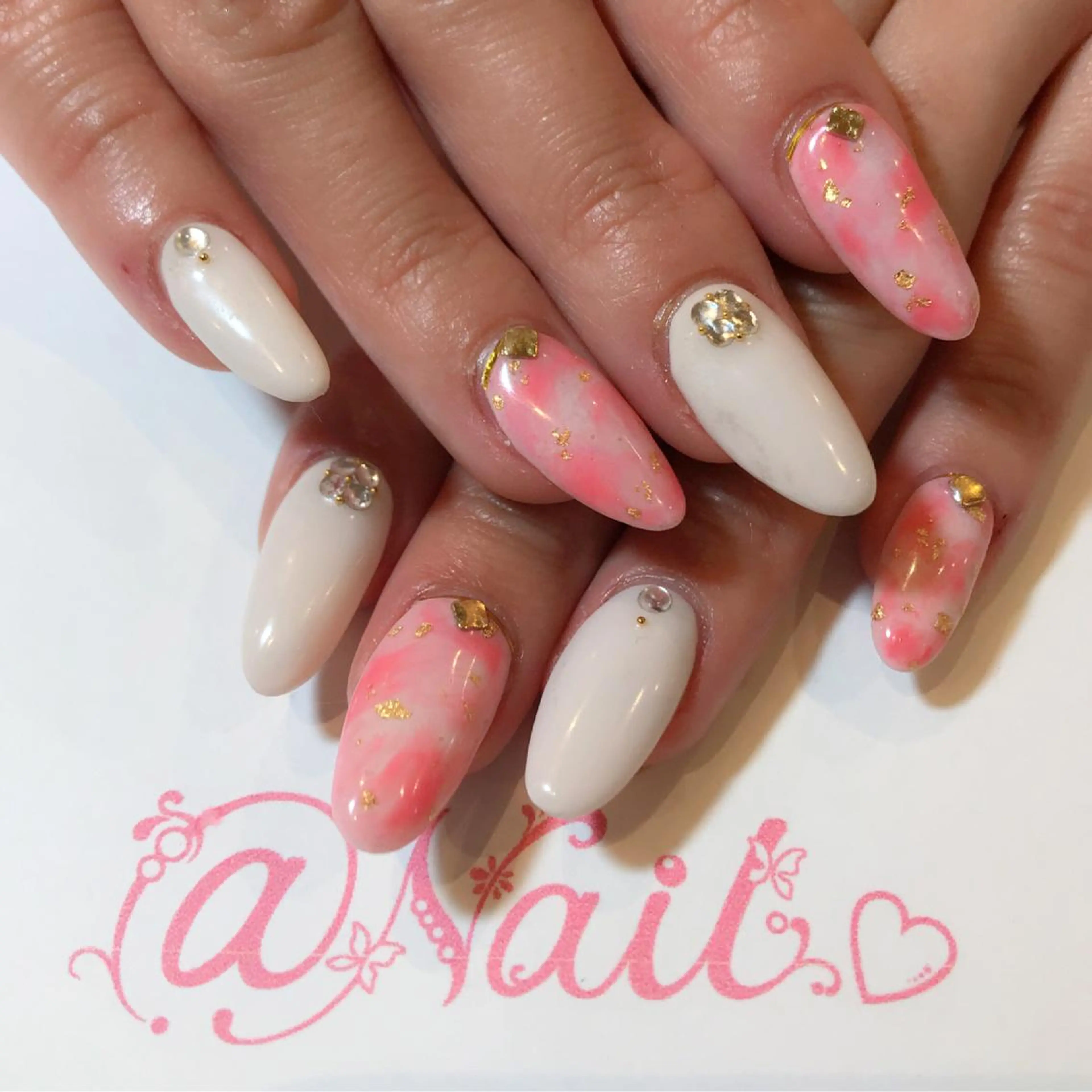 ネイル アートネイル フットネイル ジェルネイル 持ち込み スカルプネイル 小尾 栞のネイルデザイン