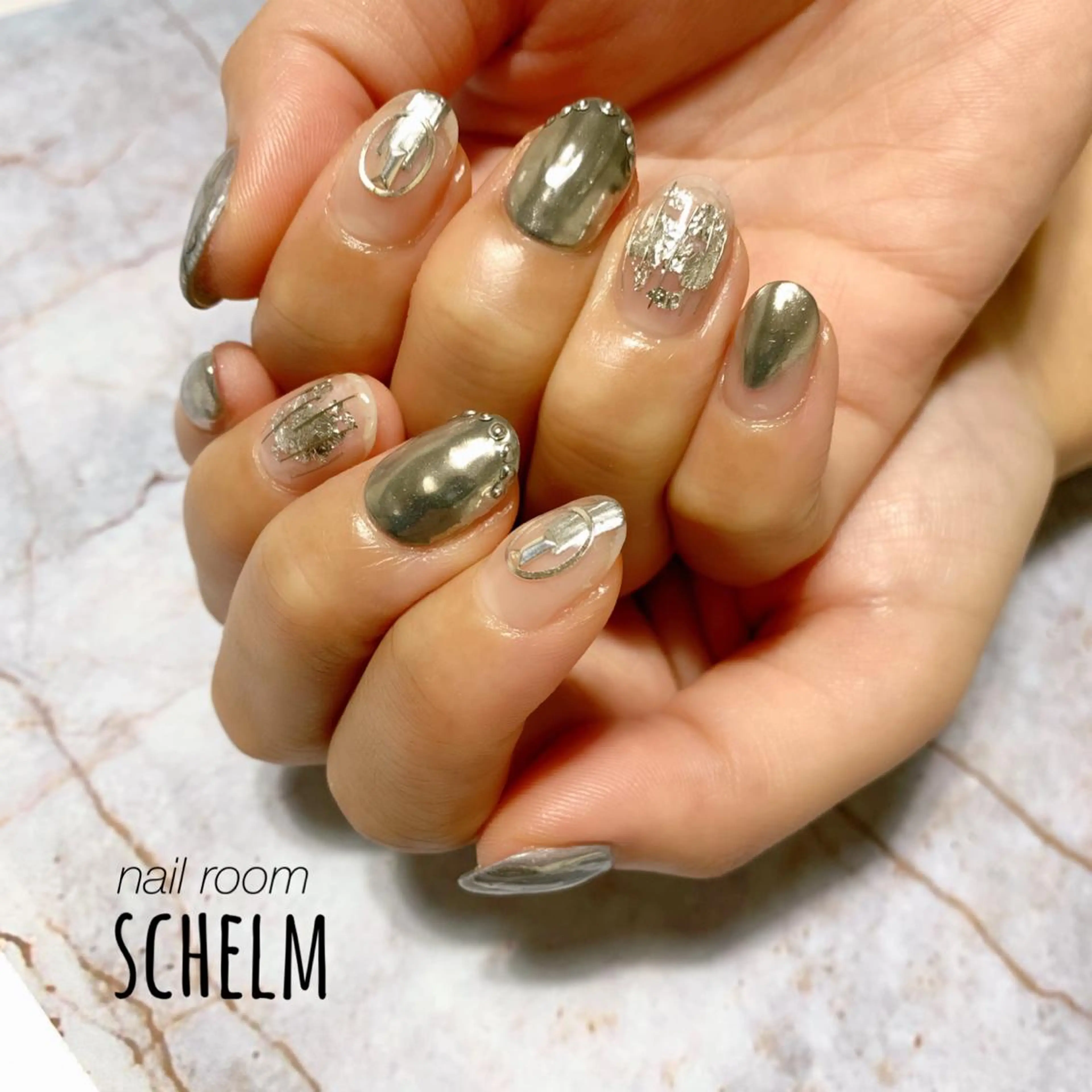 ネイル ハンドネイル nail room シュレムのネイルデザイン
