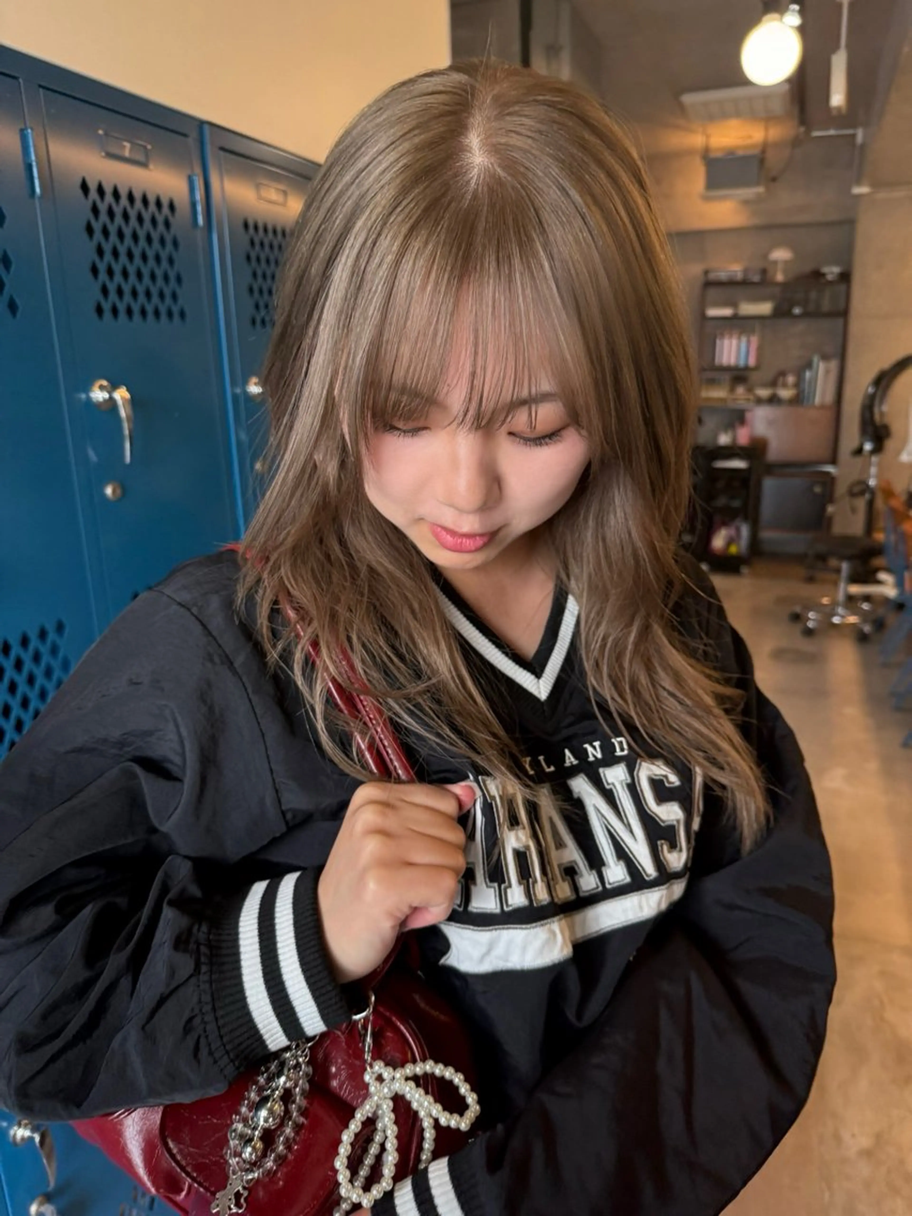 ロング アッシュ アッシュブラウン オレンジブラウン 顔まわりレイヤー ハッシュカット レイヤーカット\ウル フ　chinatsuのヘアスタイル