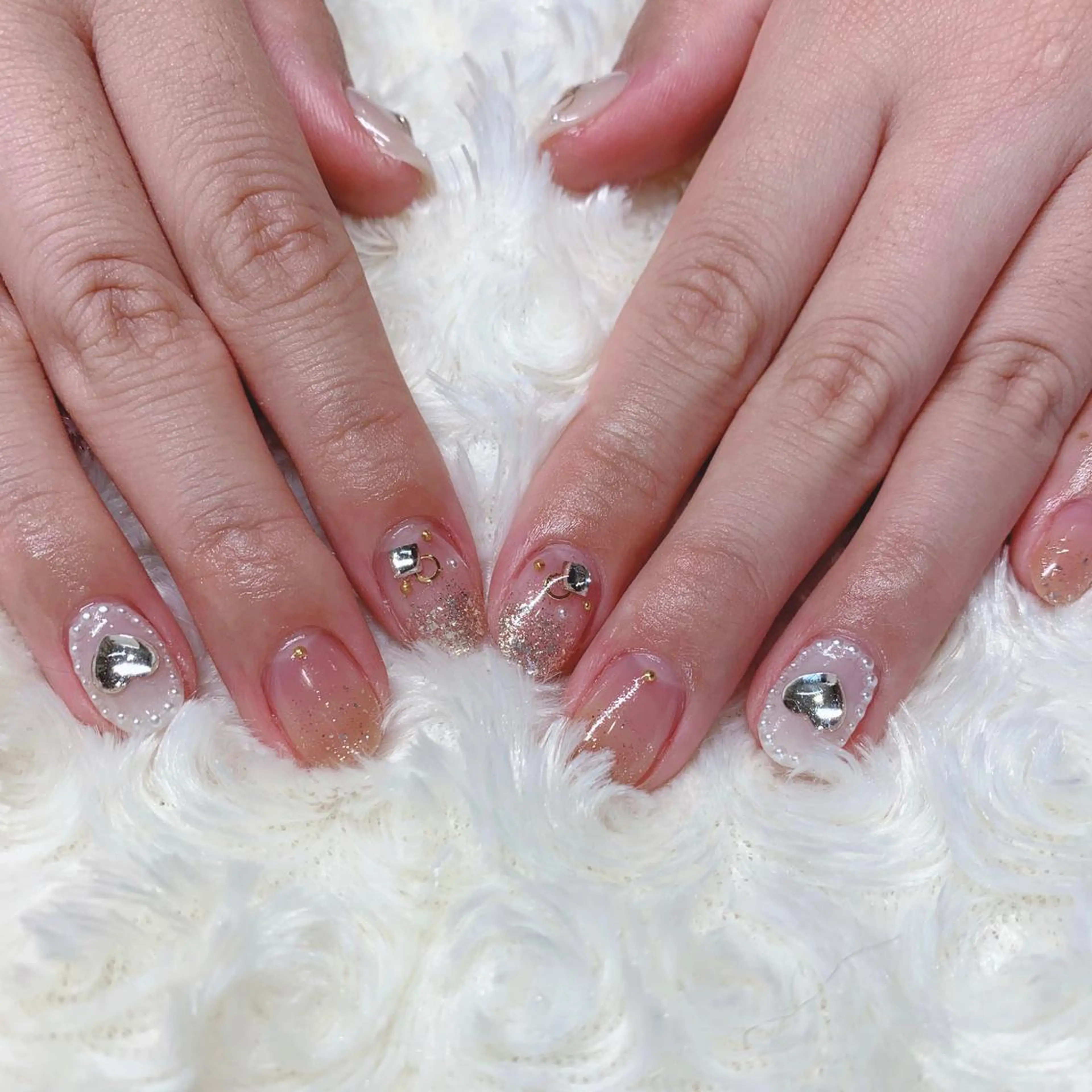 カラー ネイル ハンドネイル Cozy_ ilumのネイルデザイン