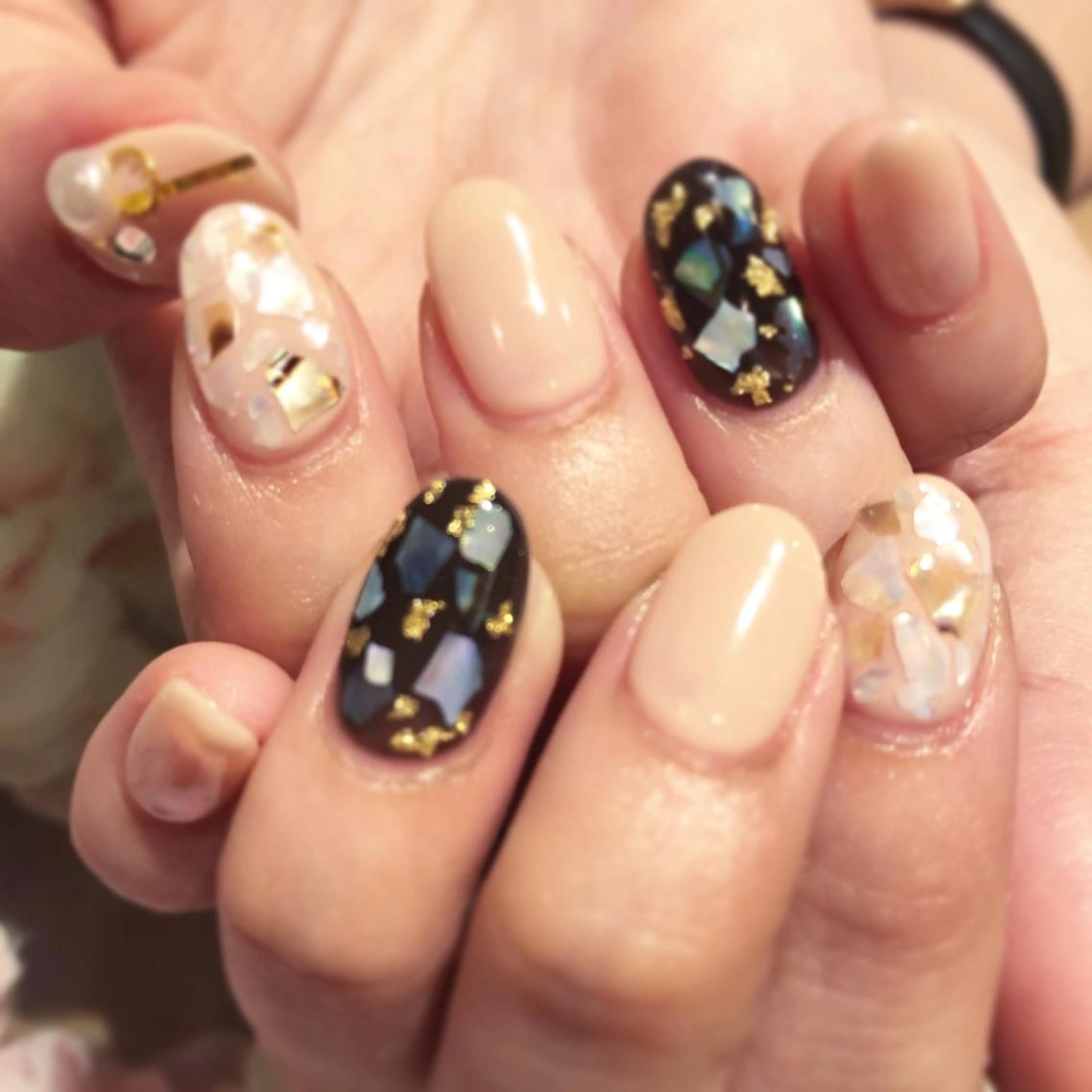 ネイル Nest 三田のマツエク・マツパデザイン