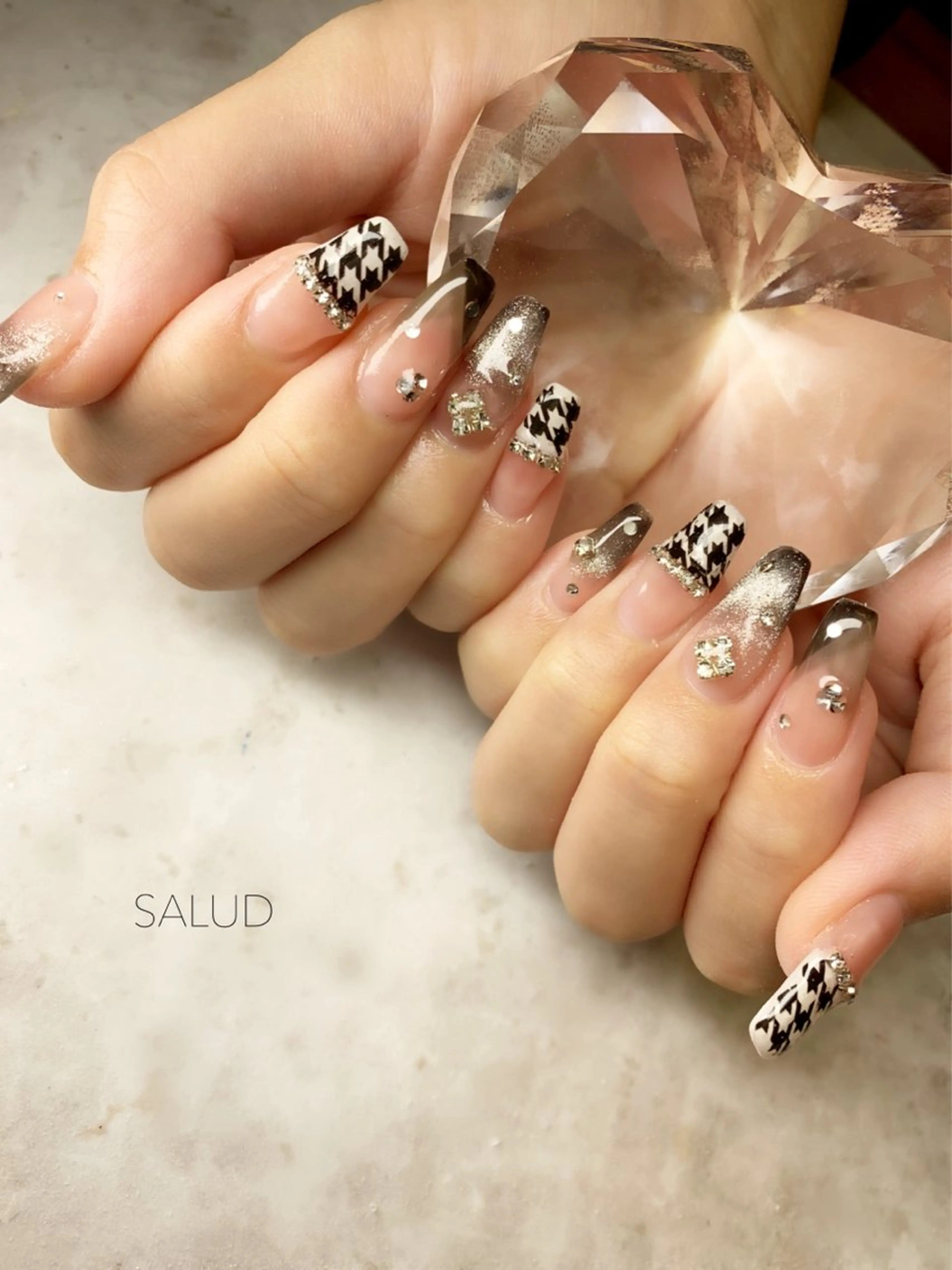 ネイル ハンドネイル Nail Salon SALUDのネイルデザイン