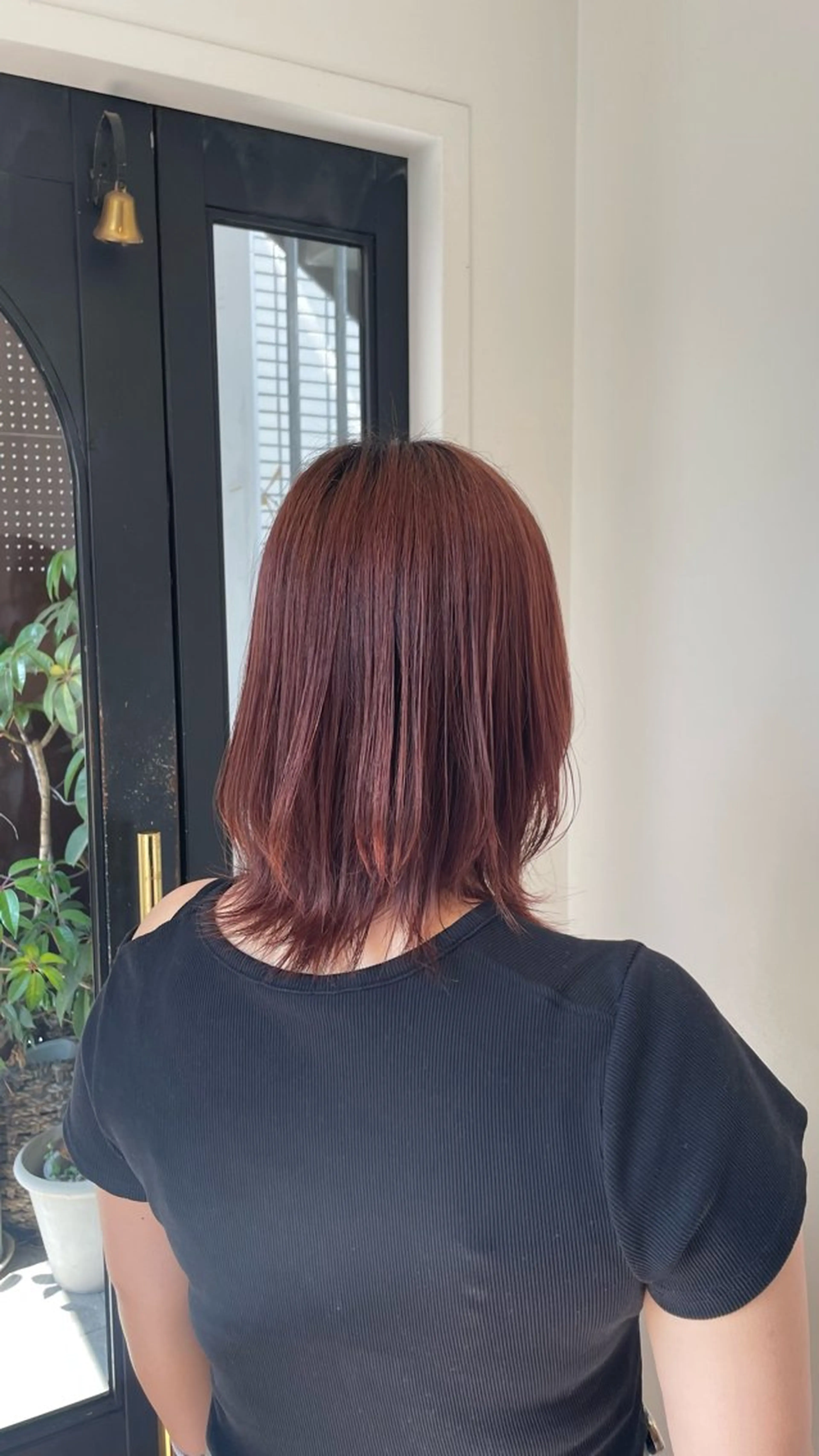 ミディアム そねだ いさとのヘアスタイル
