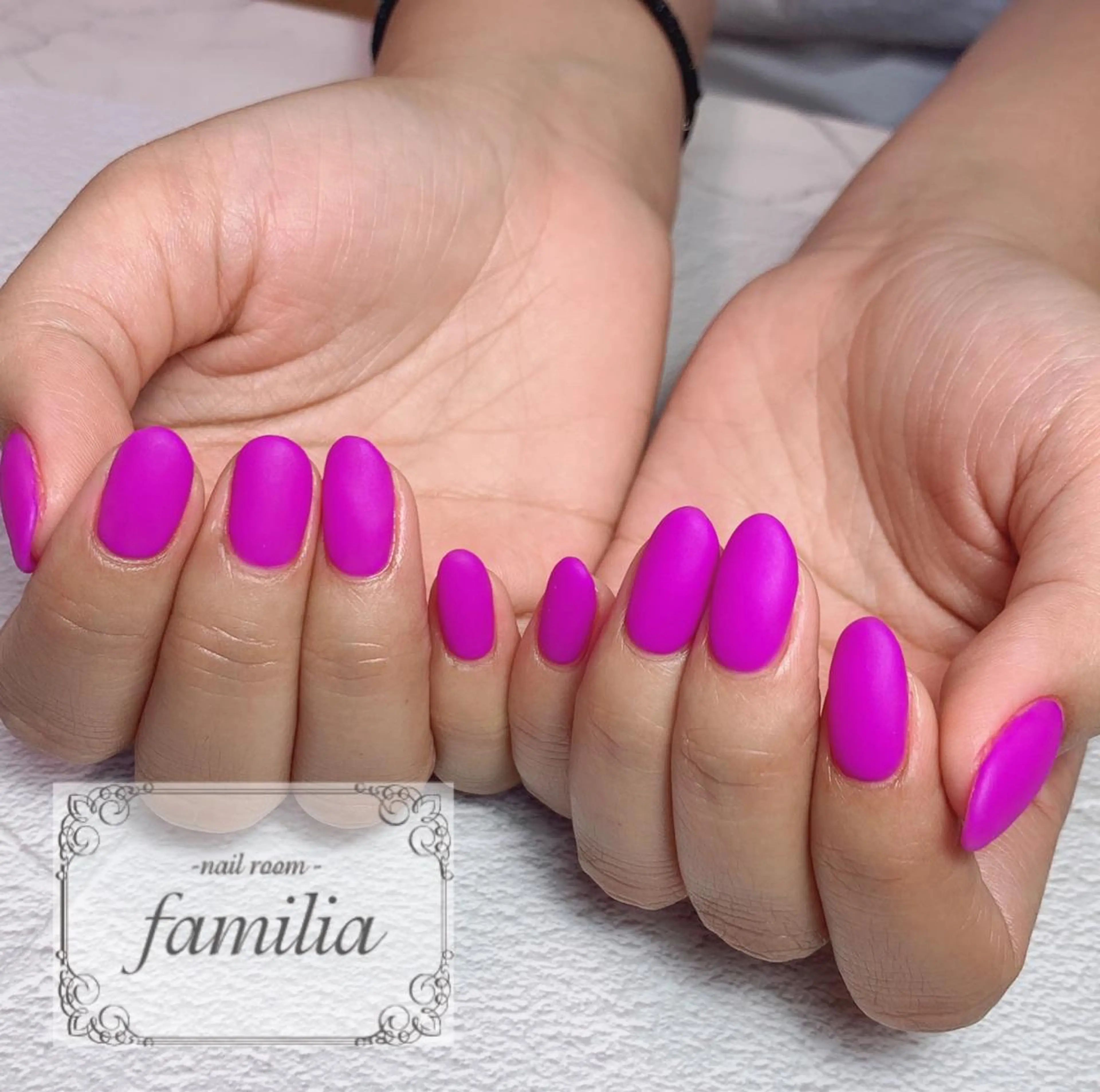 ネイル -nailroom- familiaのネイルデザイン