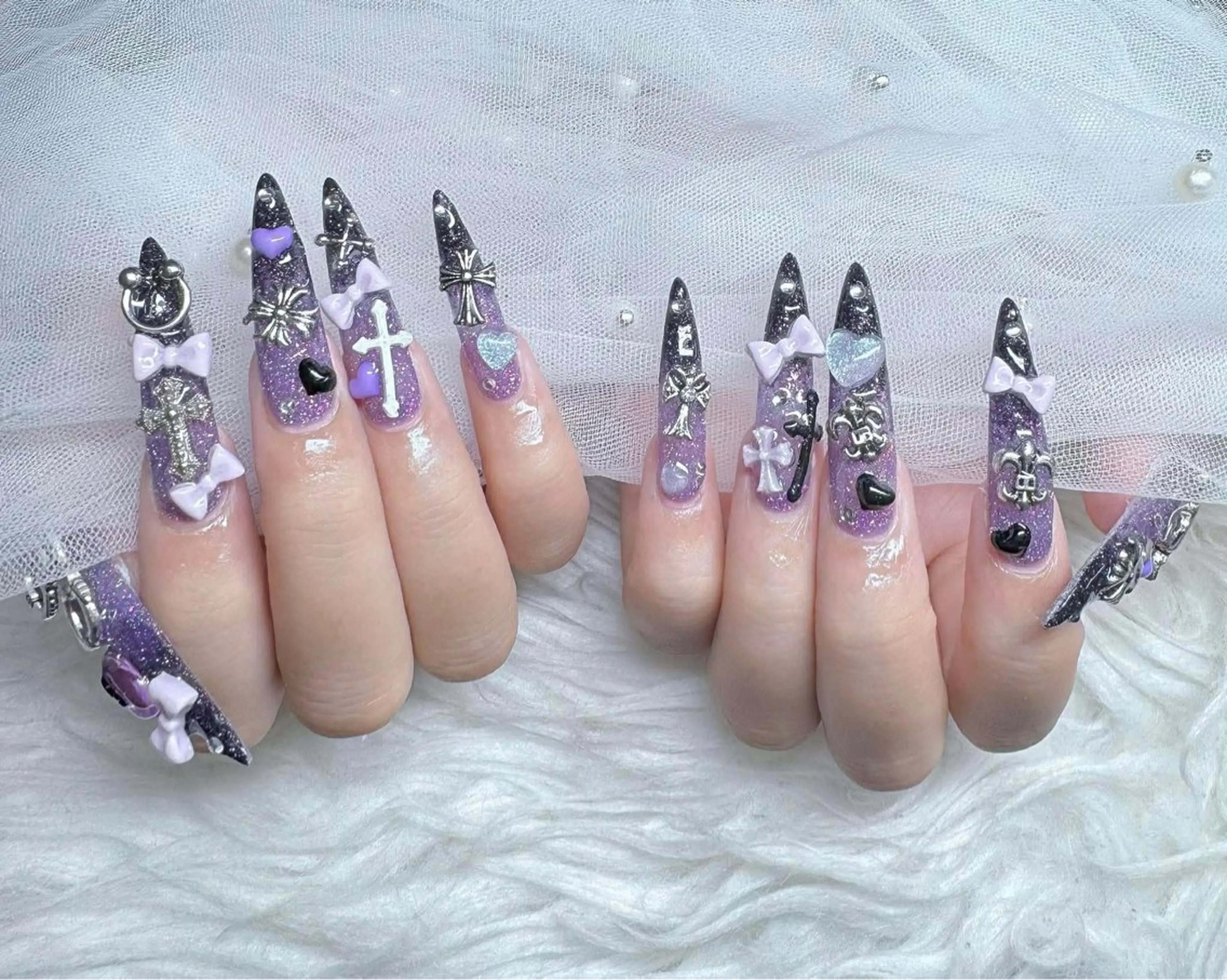 ネイル フットネイル フレンチネイル グラデーション 韓国ネイル ロングネイル qyn qynのネイルデザイン