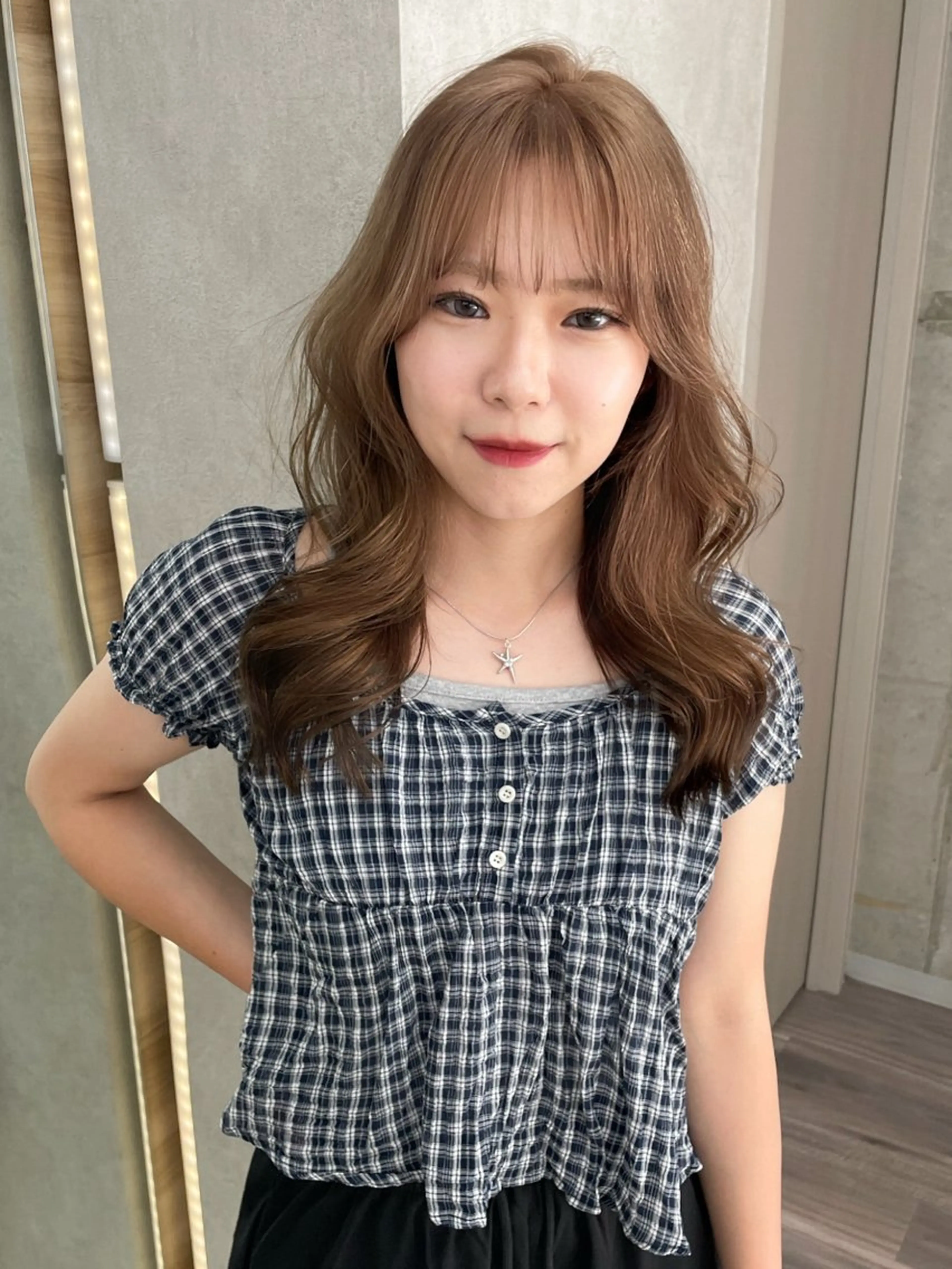 セミロング カラー ベージュカラー ブリーチ ブラウンカラー ケアブリーチ ミルクティーブラウン ヘアカラー ブリーチ/ベージュ 💕/momoaのヘアスタイル