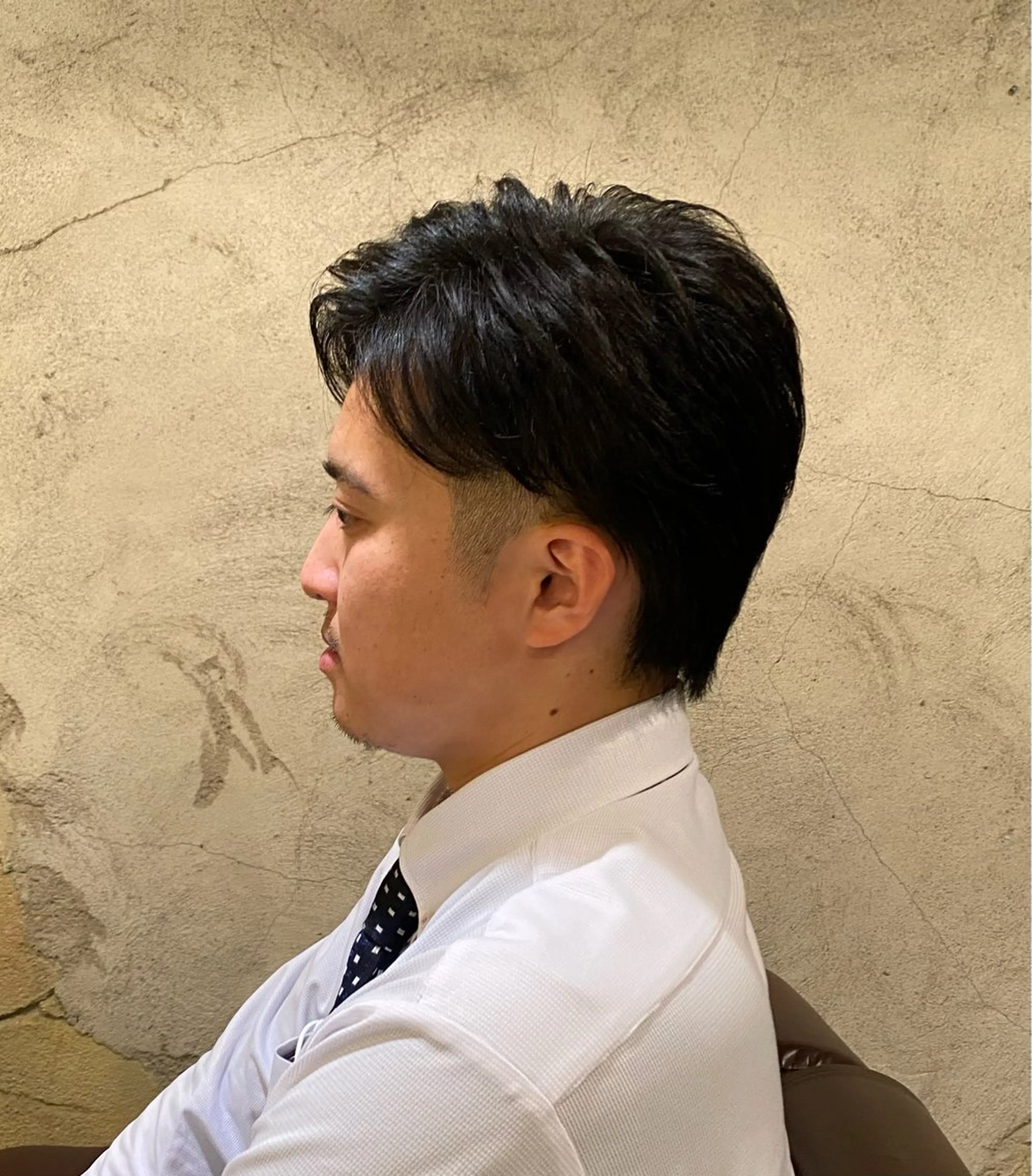 ショート メンズ✂️レディス 岩井勇磨のヘアスタイル