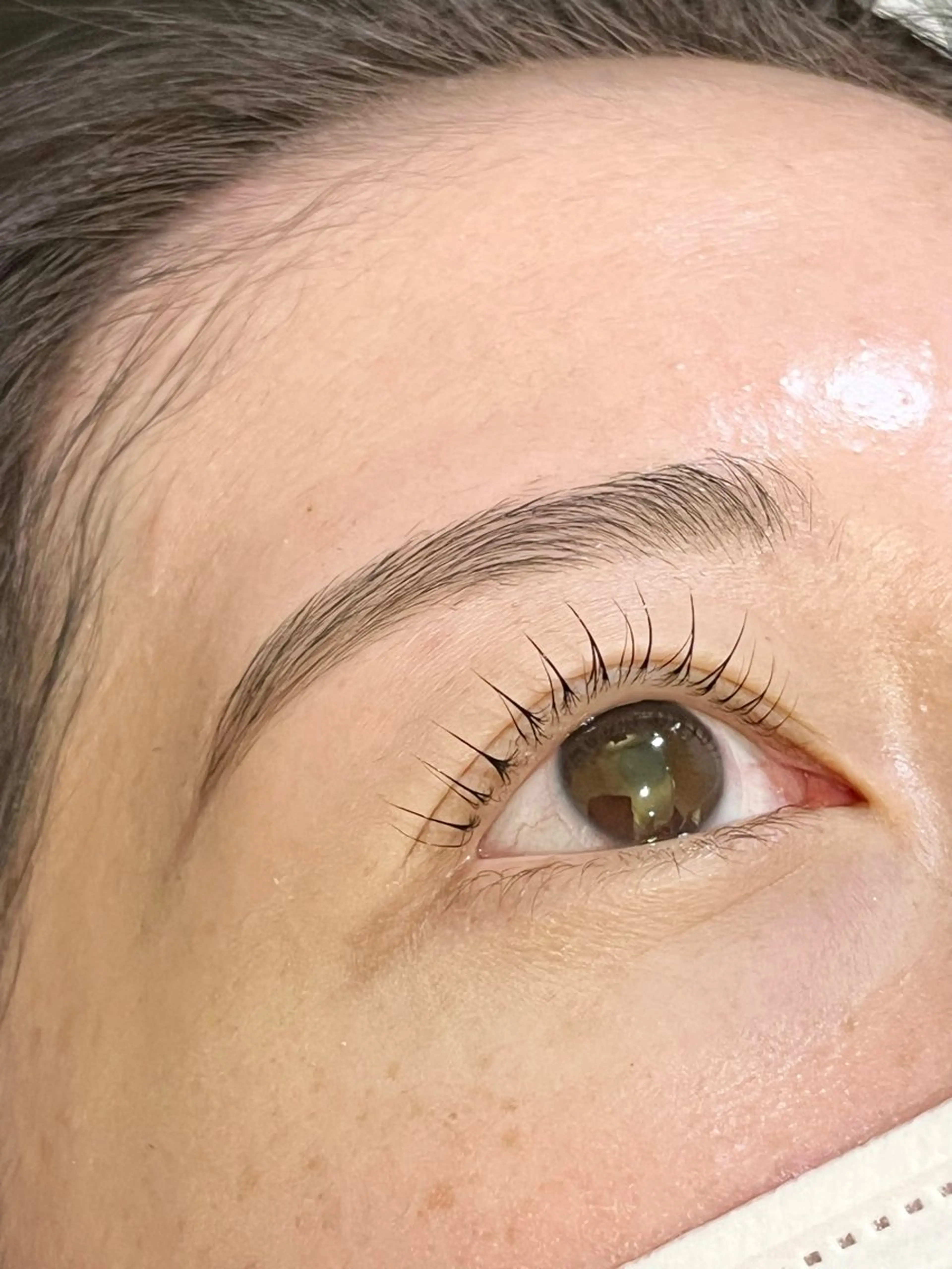 マツエク・マツパ Cカール マツパ Cure所属・三澤 朱里の眉毛・アイブロウイメージ