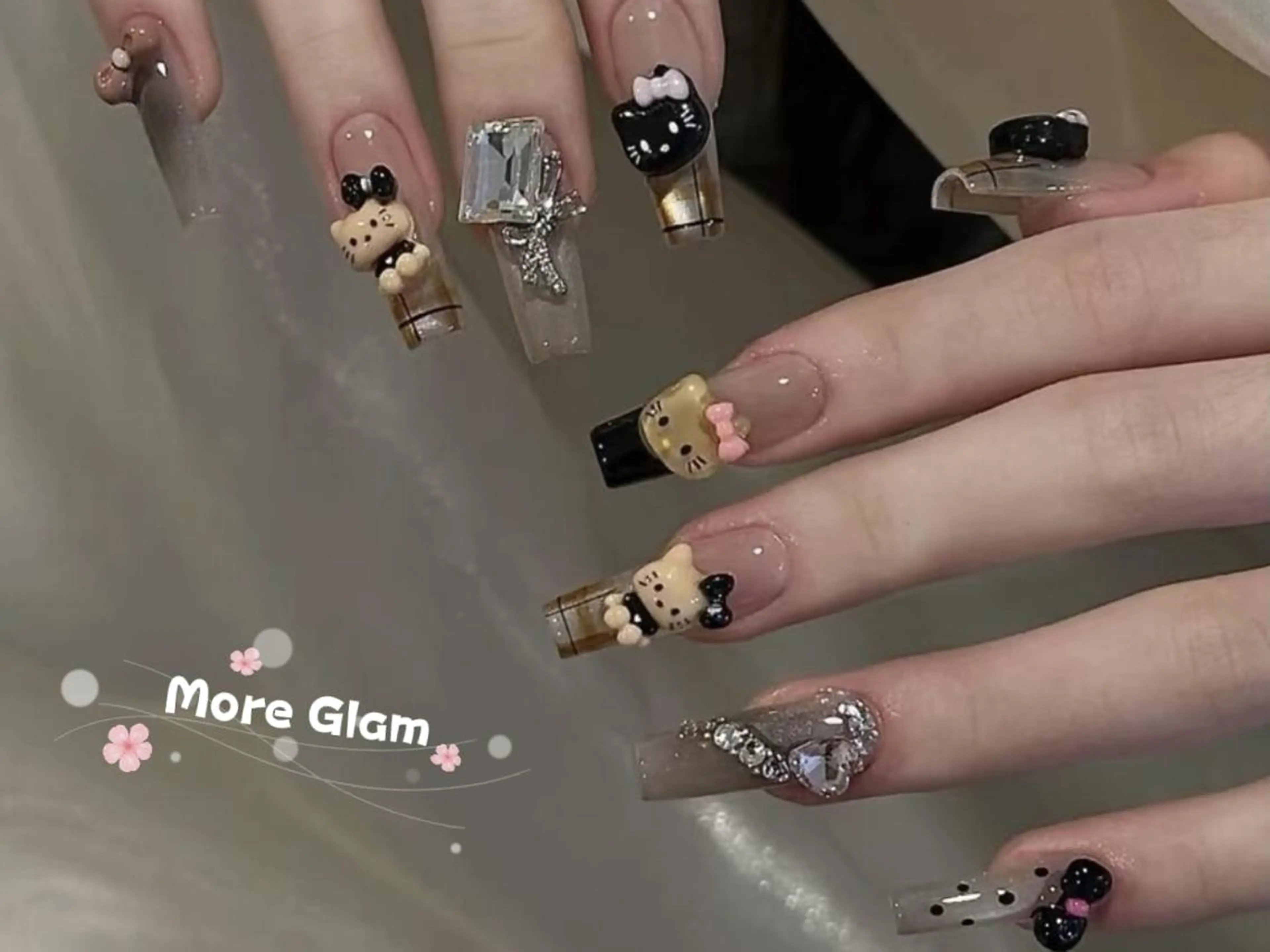 ネイル 長さ出し フットネイル フレンチネイル ジェルネイル ガラスフレンチ MoreGlam ネイルのネイルデザイン