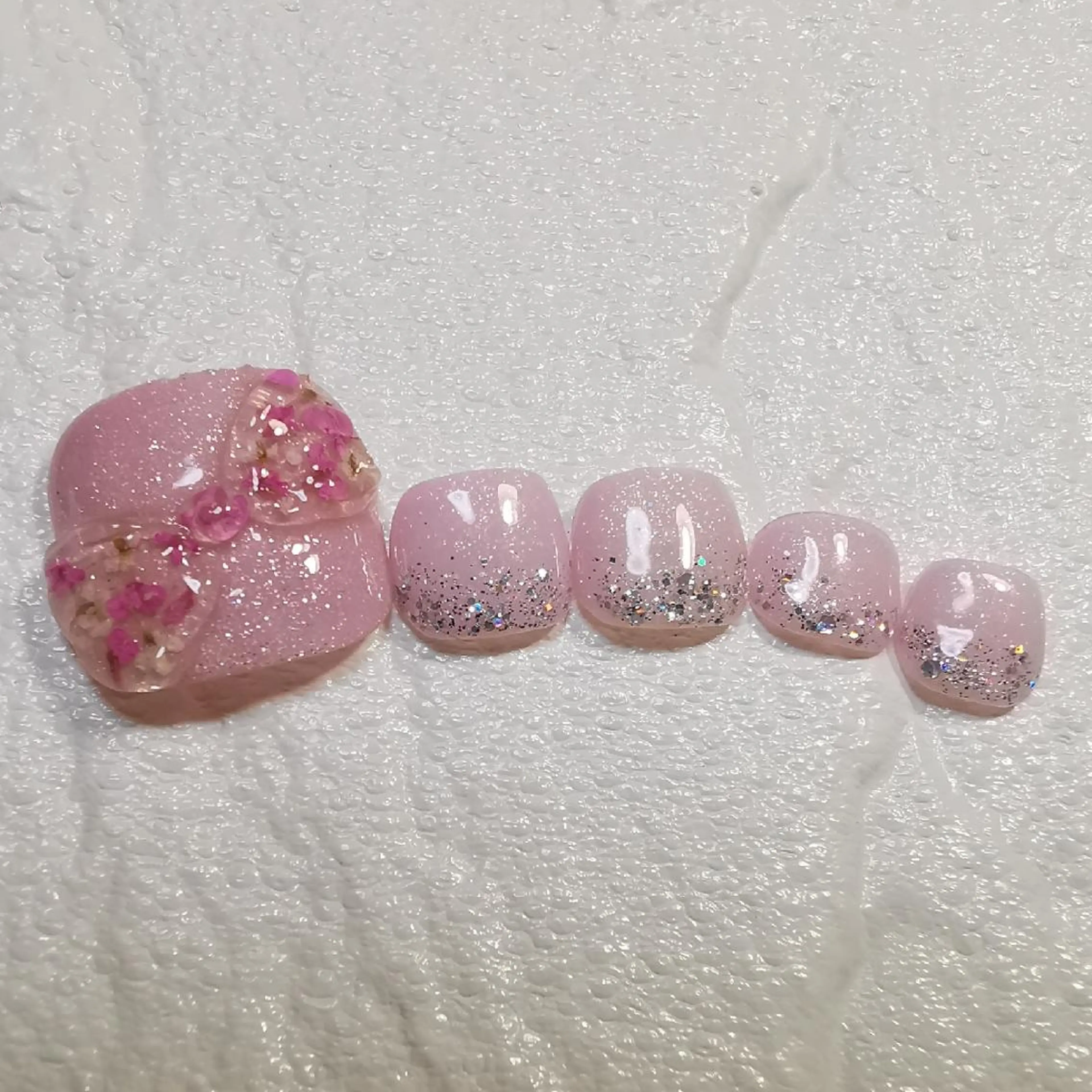 ネイル リボン フットネイル reve あやののネイルデザイン