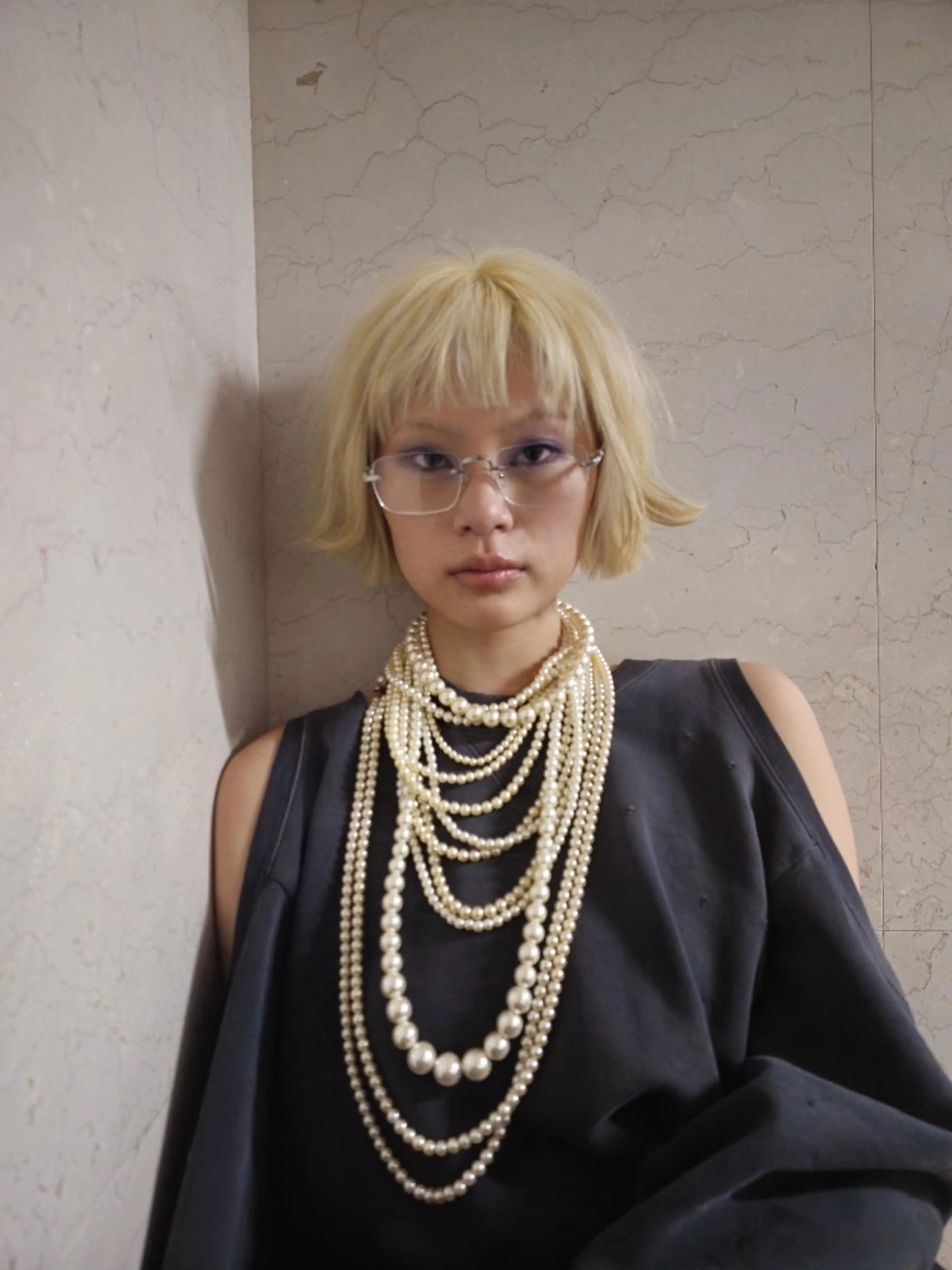 ミディアム OMA　 カタギシのヘアスタイル
