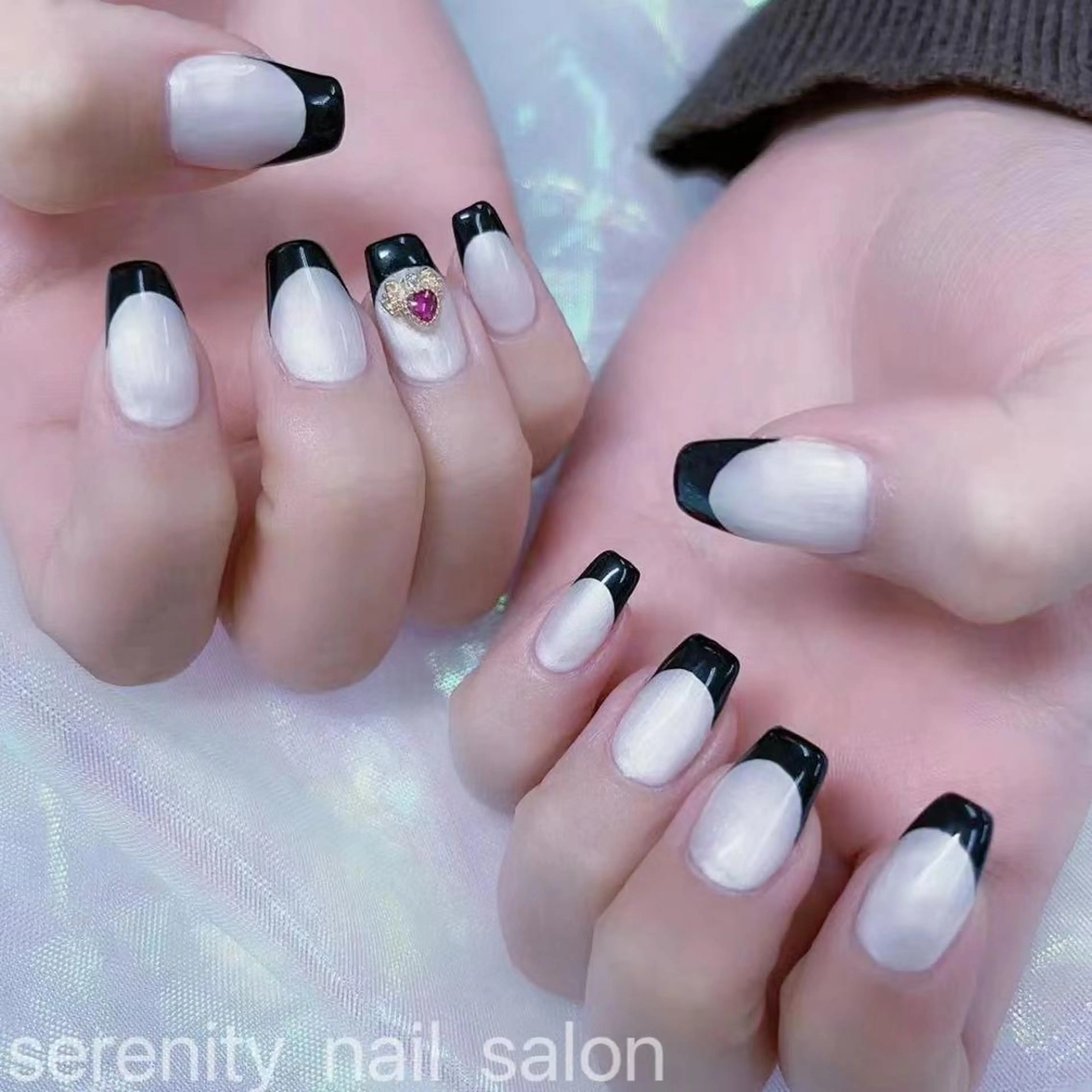 ネイル ハンドネイル ハンドケア ✨Serenity Nail salonのネイルデザイン