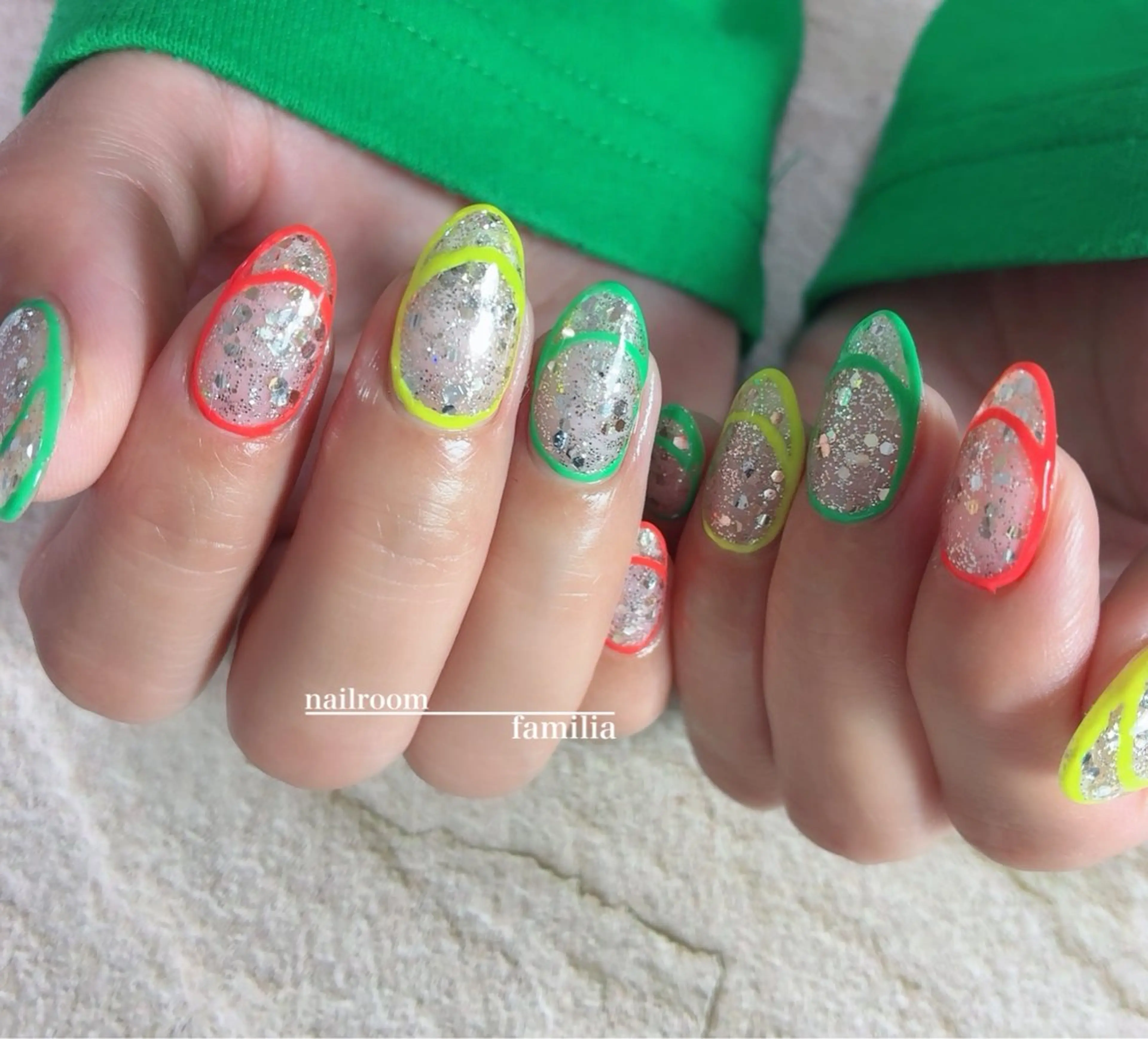 ネイル ラメ(グリッター) ハンドネイル -nailroom- familiaのネイルデザイン