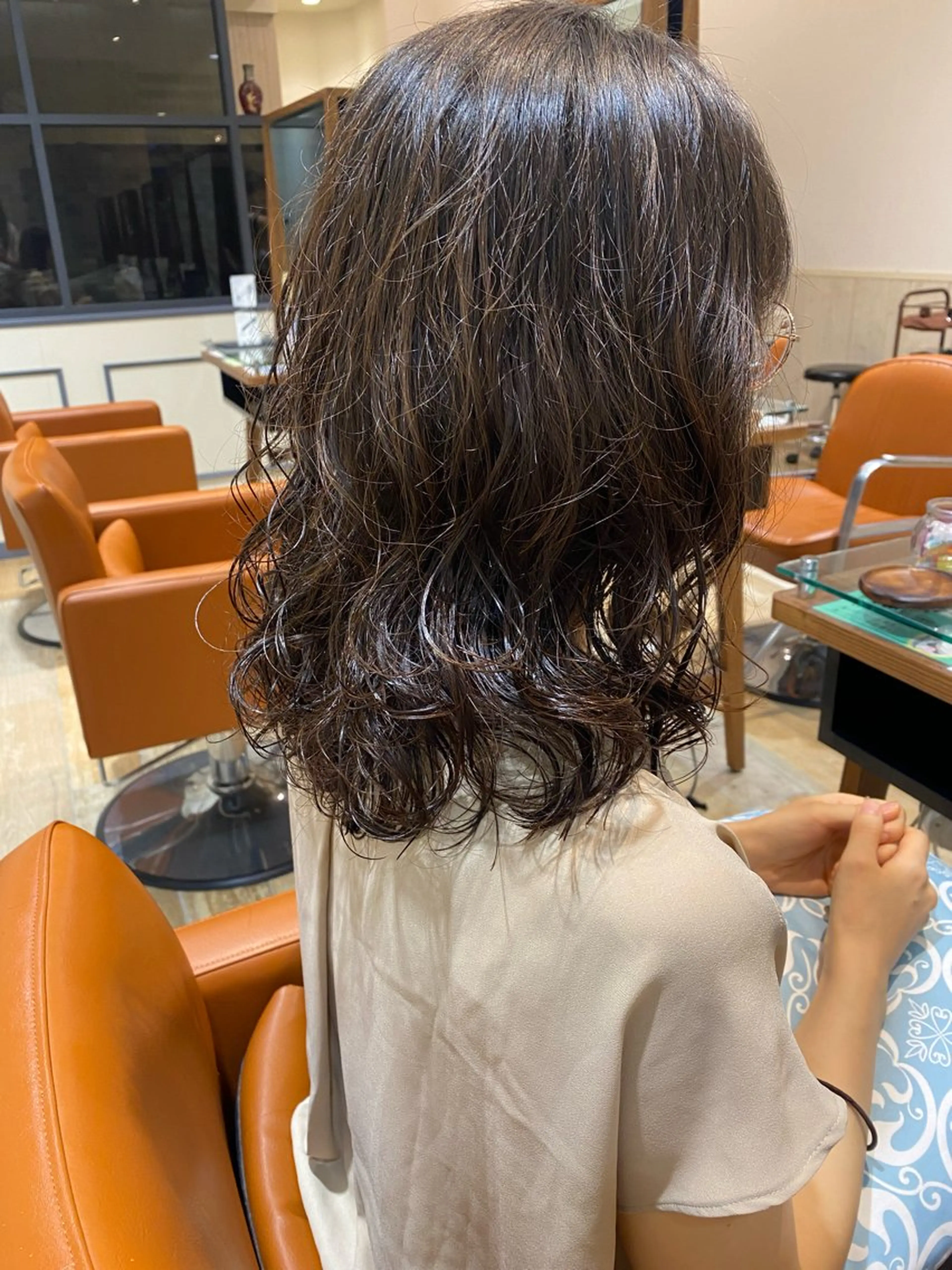 パーマ 須藤 向日葵のヘアスタイル