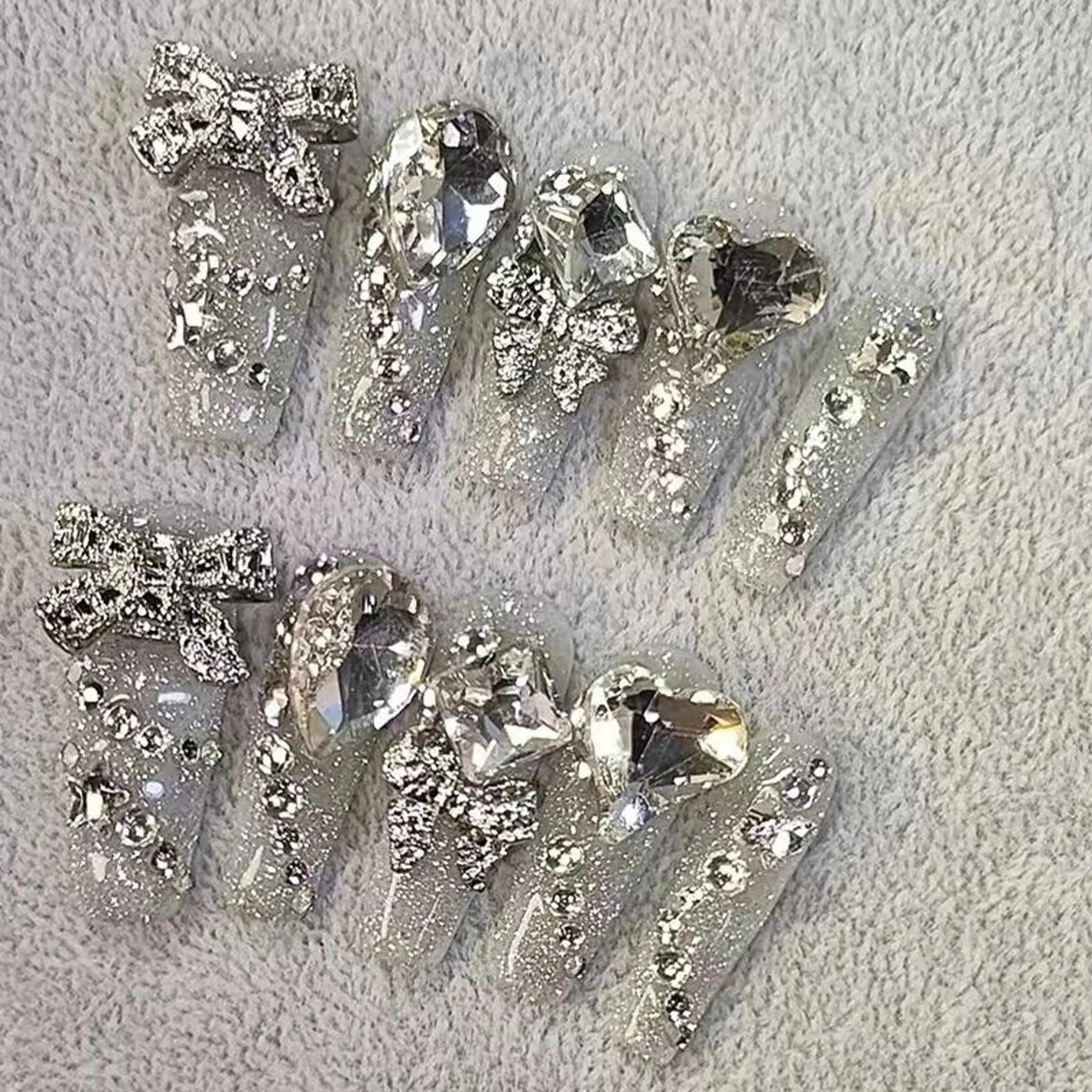 ネイル 持ち込み KARI ネイルサロンのネイルデザイン