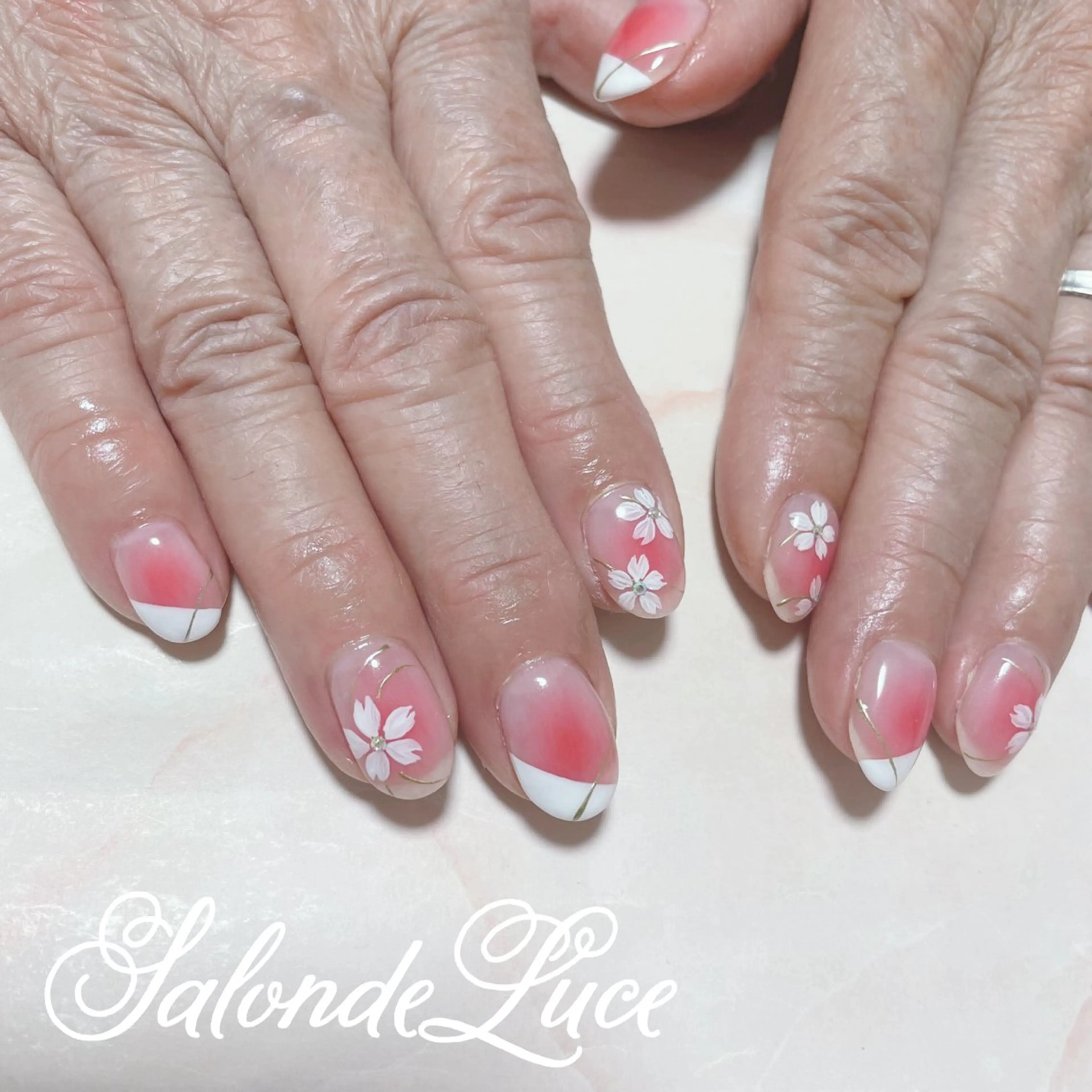 ネイル チークネイル 桜ネイル Salon de Luceのネイルデザイン