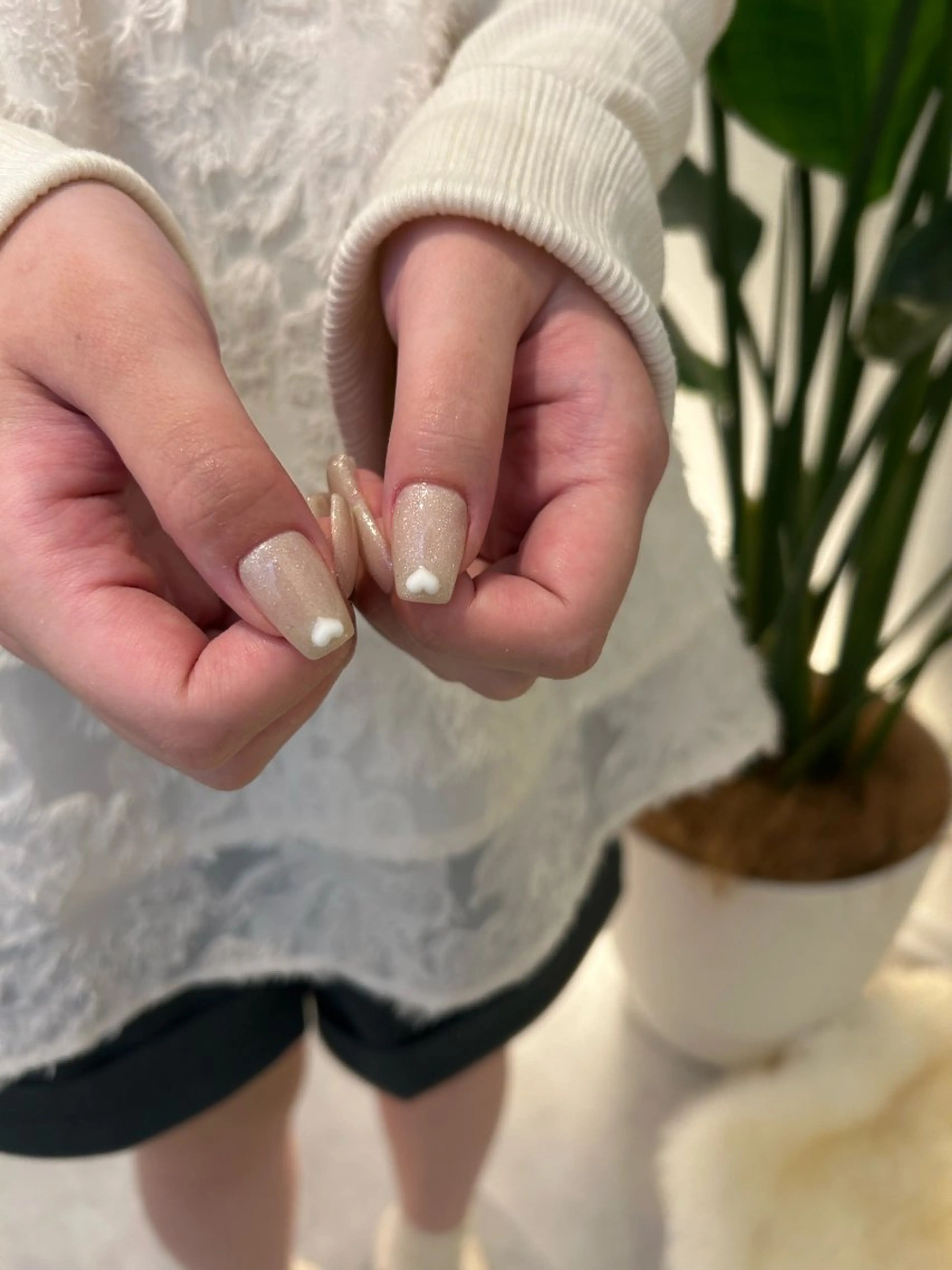 ネイル ハンドネイル repos yoshitomeのネイルデザイン