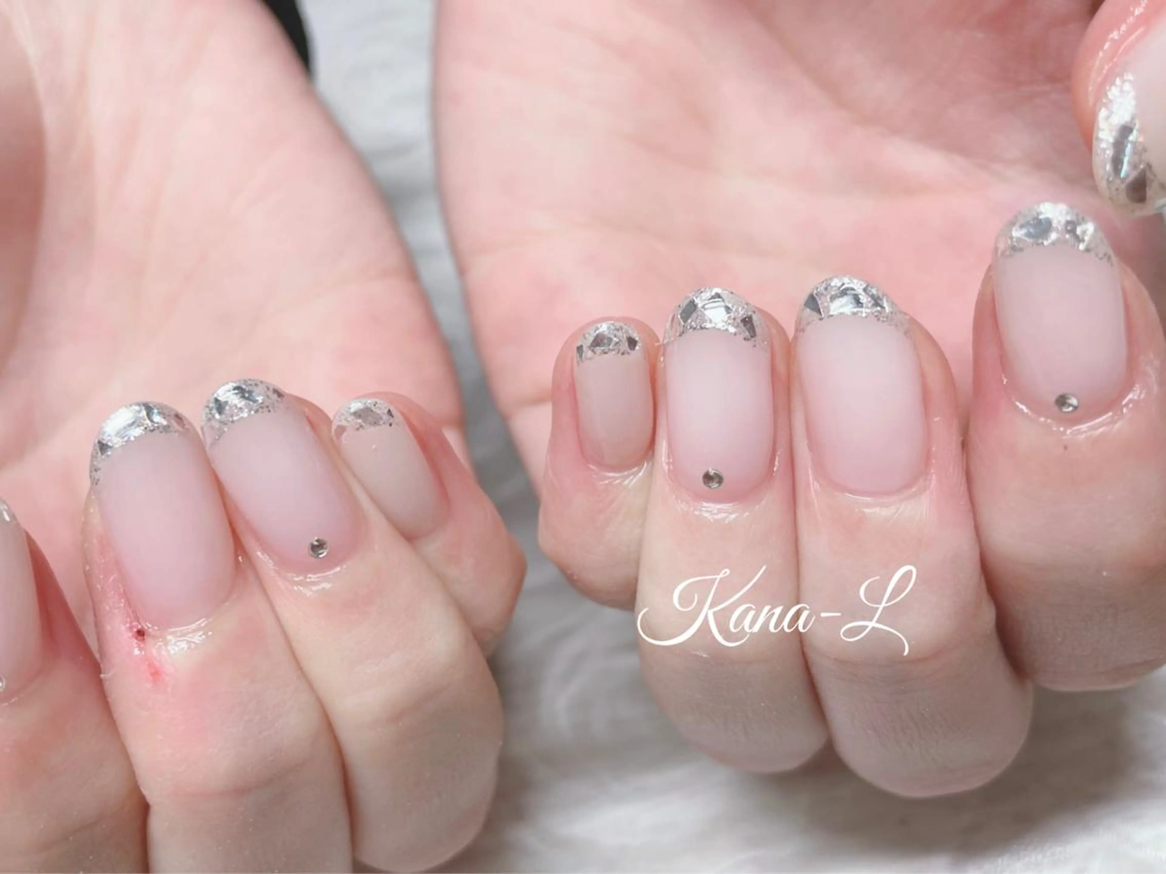 カラー ネイル フレンチネイル ジェルネイル ガラスフレンチ キラキラネイル パラジェル 芦辺 香奈のネイルデザイン