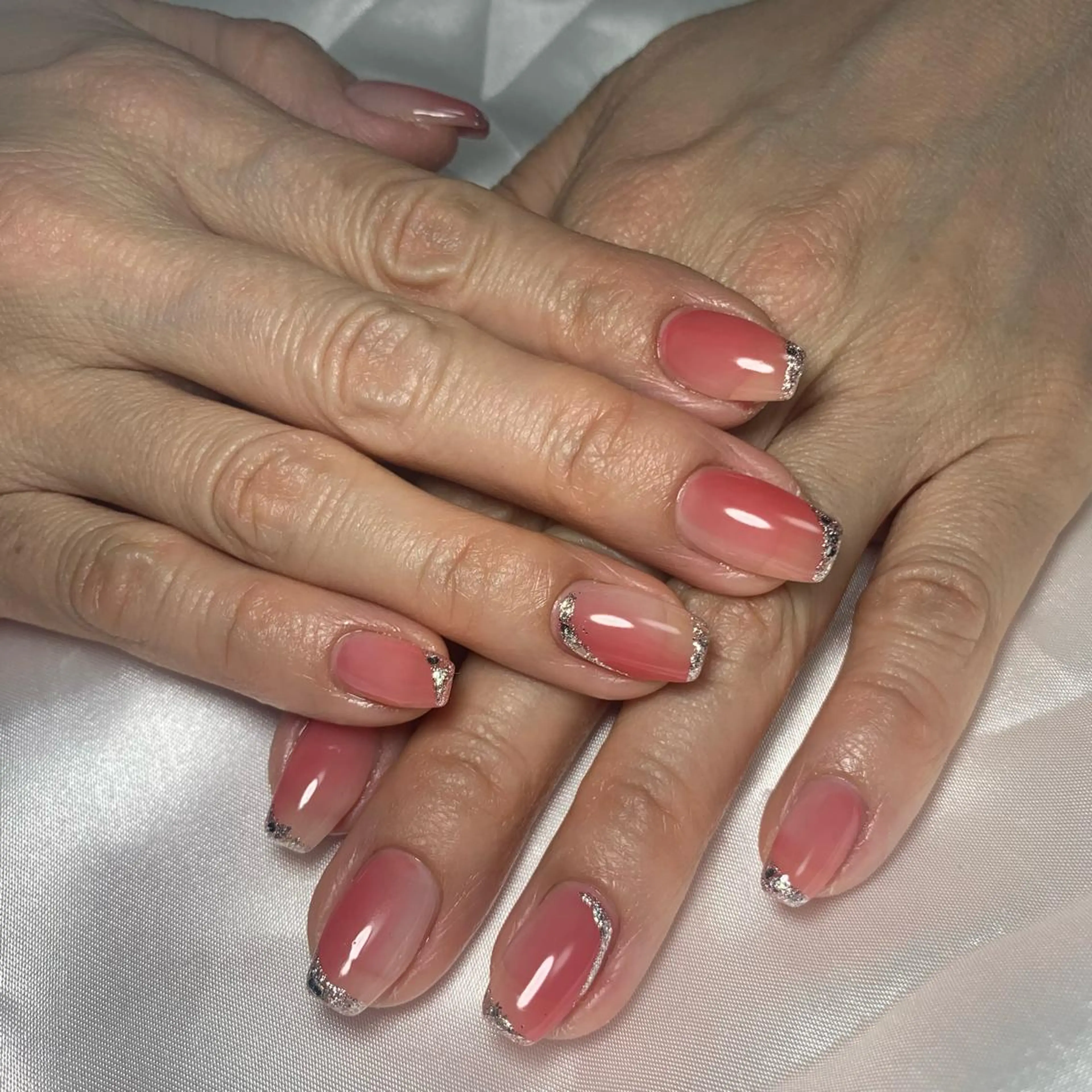 ネイル グラデーション happiness nailのネイルデザイン