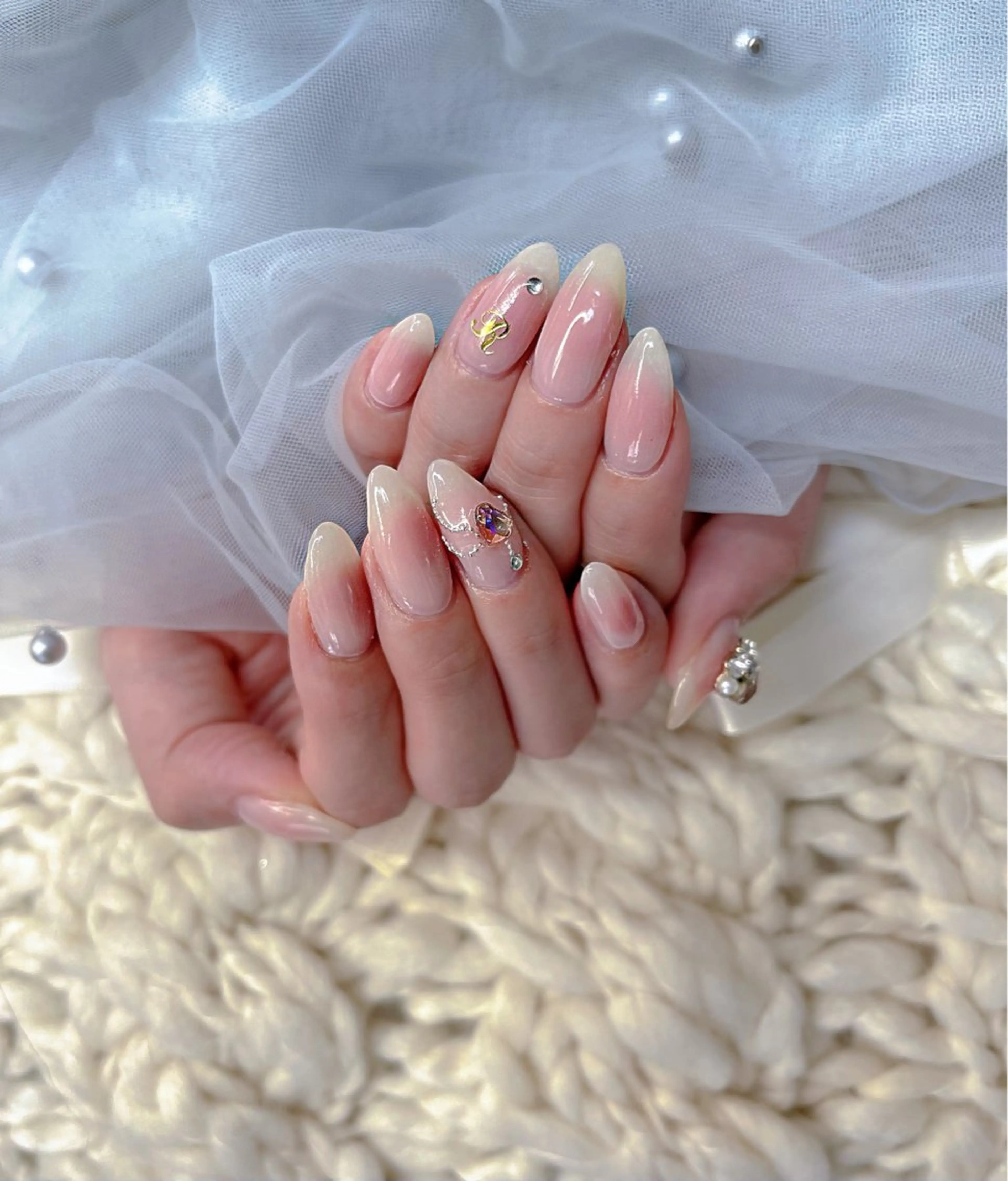 ミディアム めぐみのネイルサロン スタッフ練習のネイルデザイン