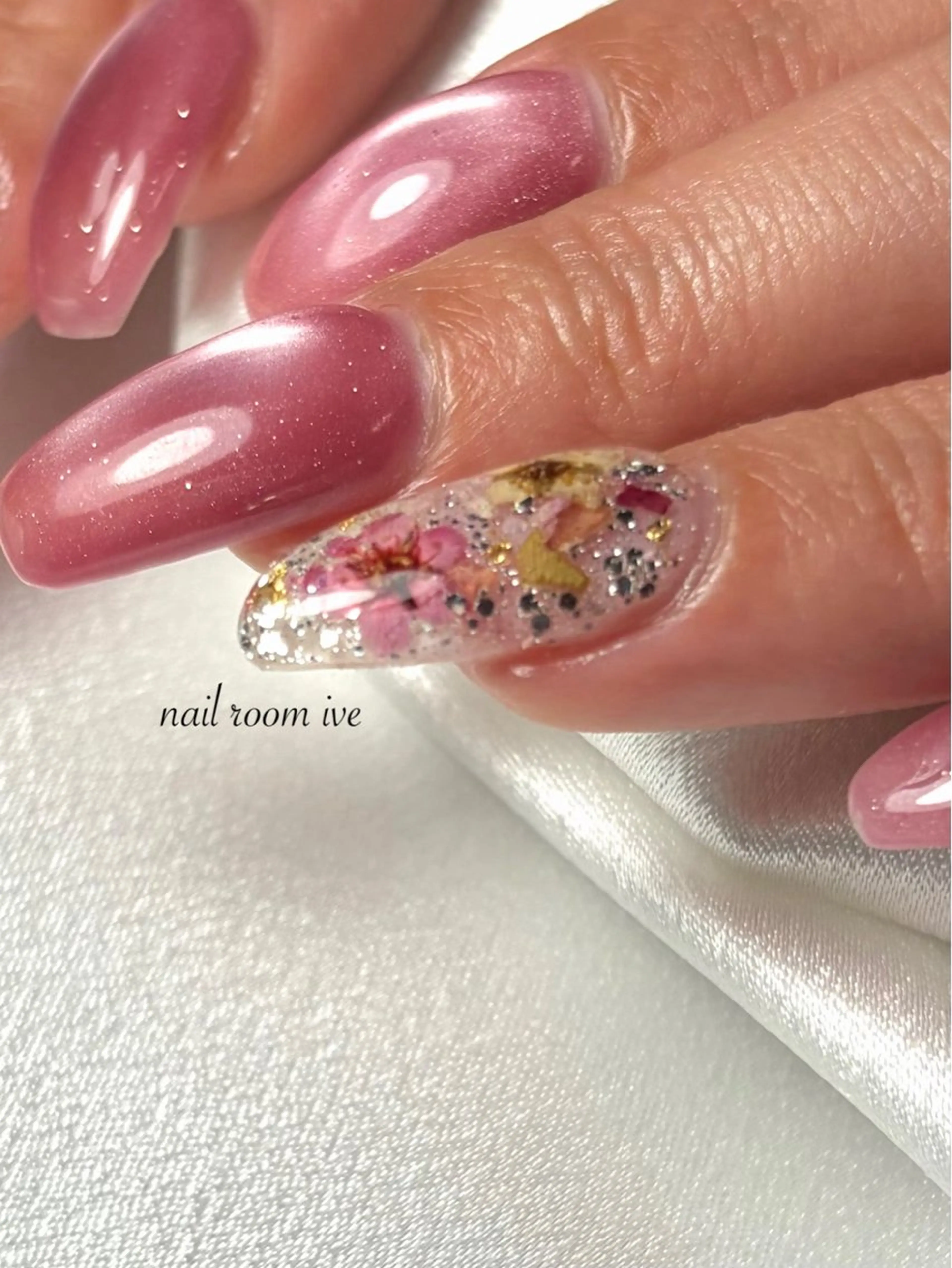 ネイル ハンドネイル nail room IVEのネイルデザイン