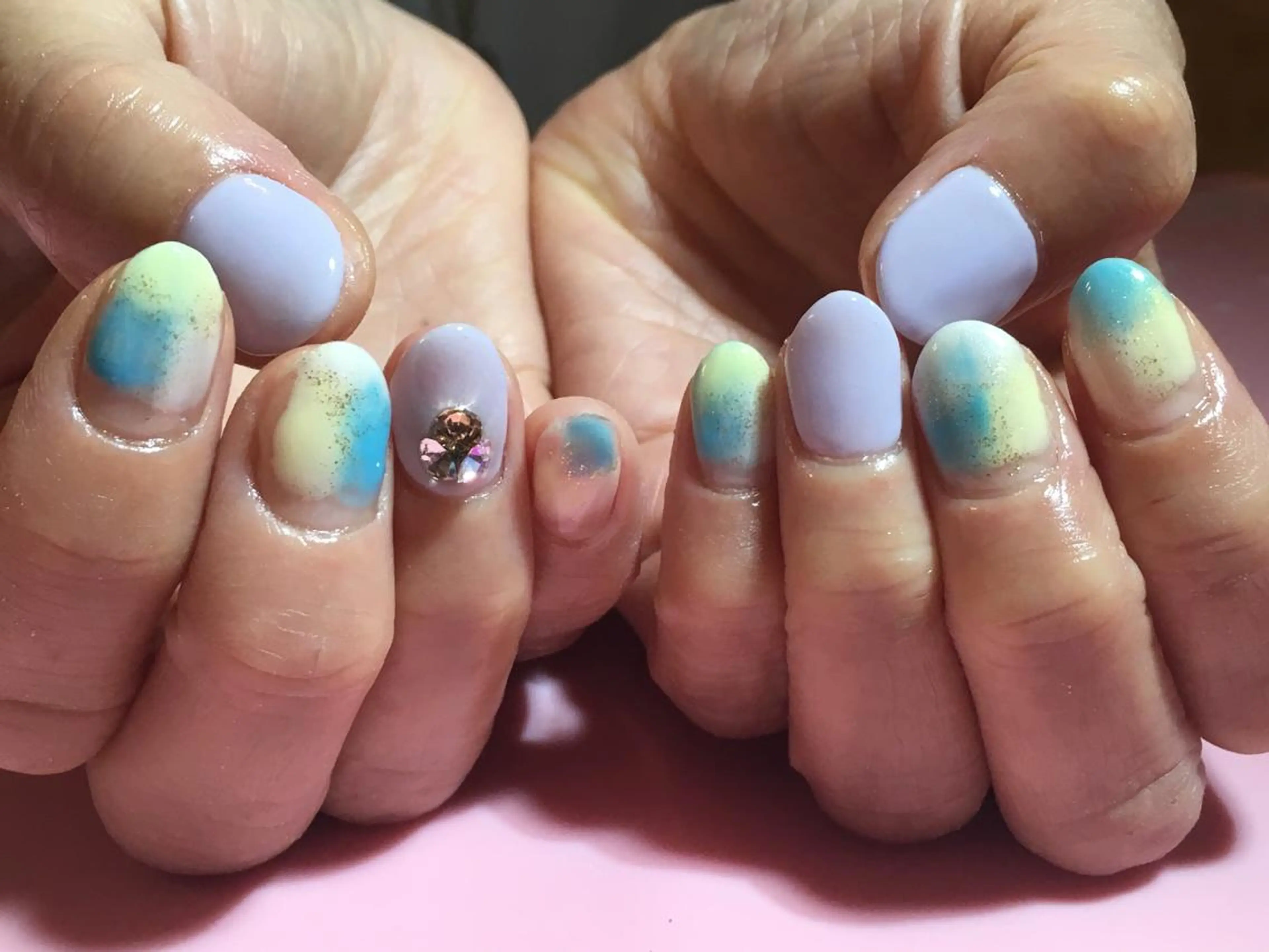 ネイル 古川 里美のネイルデザイン