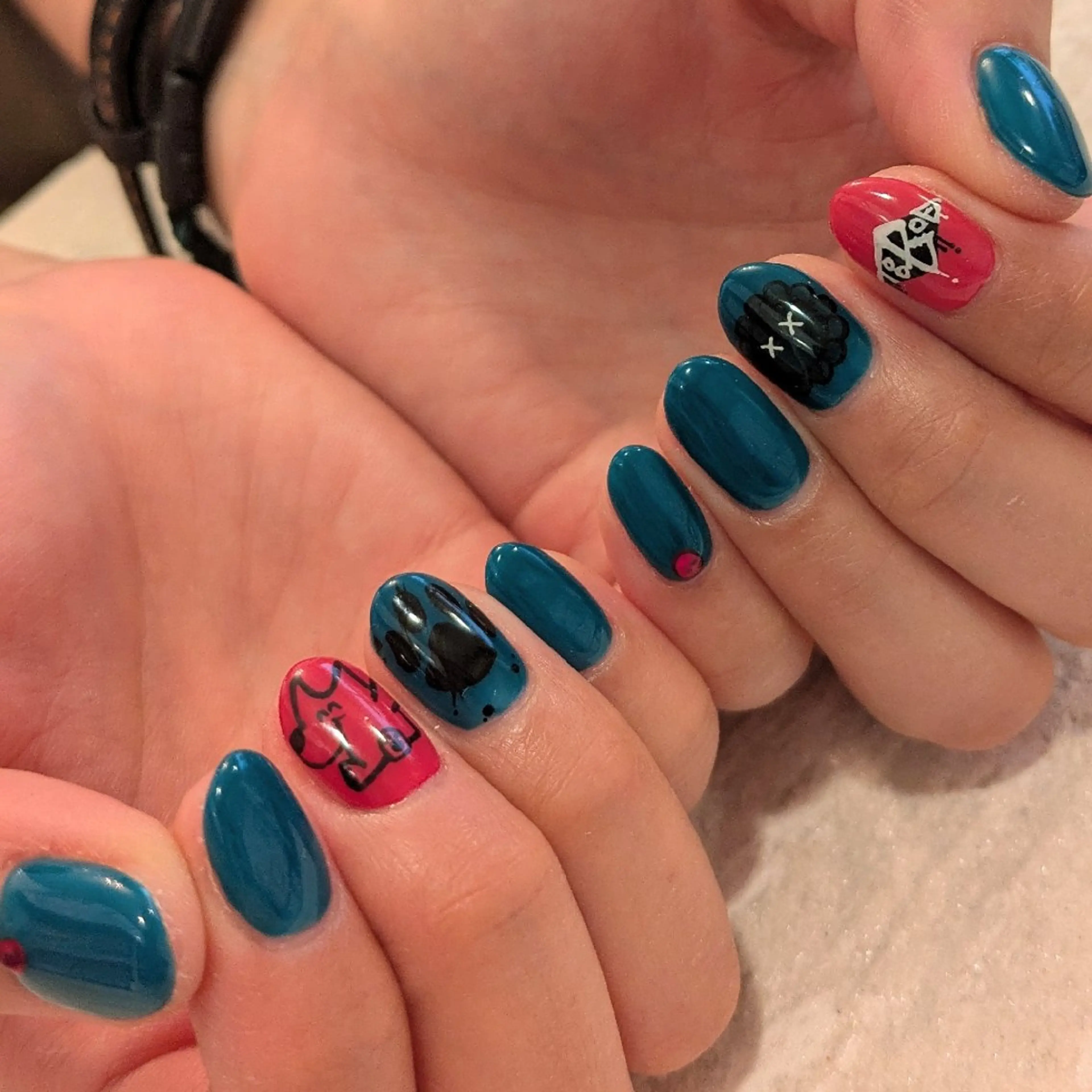 ネイル ジェヌインネイル 河内のネイルデザイン