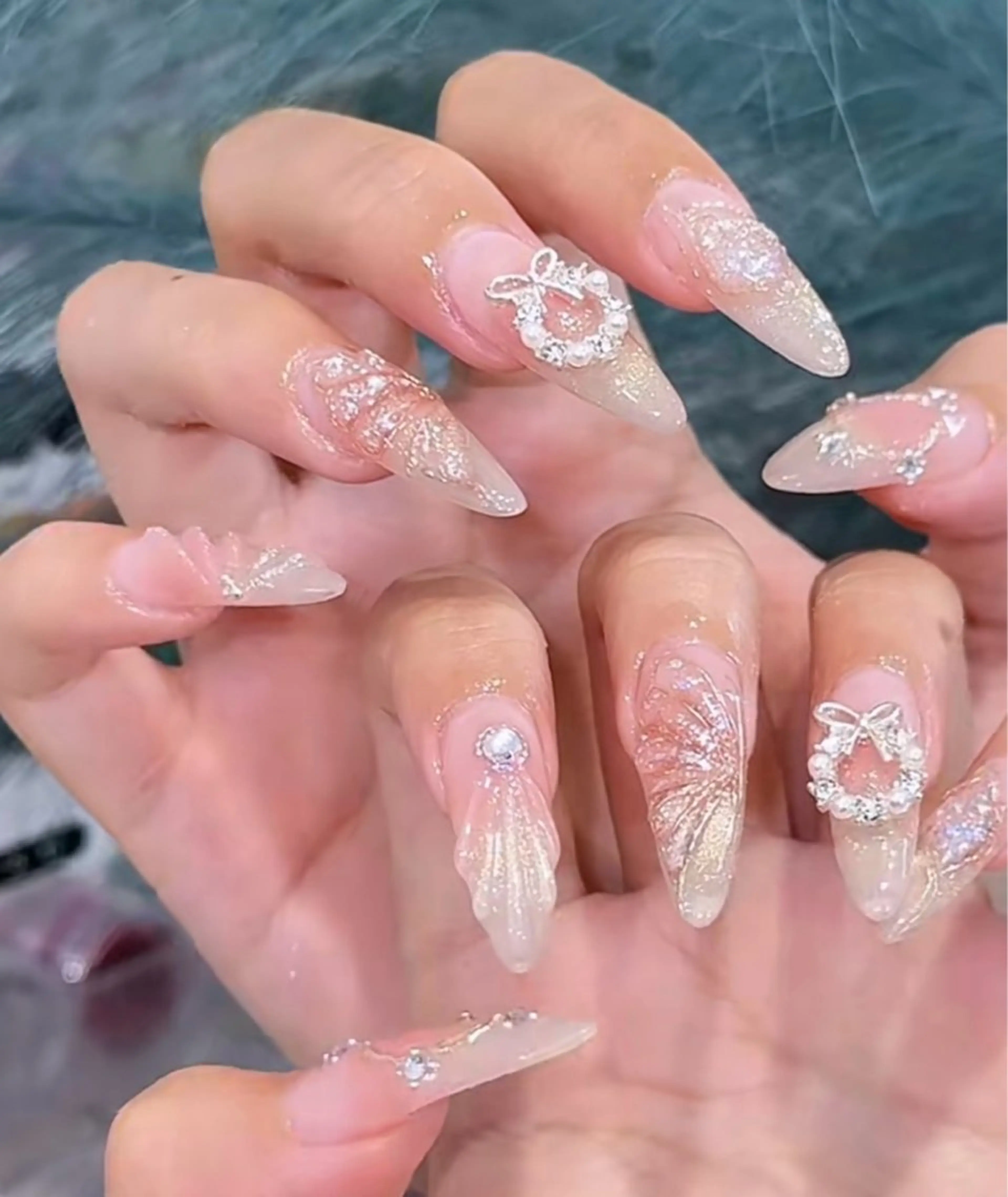 ネイル アートネイル フレンチネイル ジェルネイル キラキラネイル ニュアンスネイル ハンドネイル Ryunail所属・Ryu Nail NekoChanのネイルデザイン