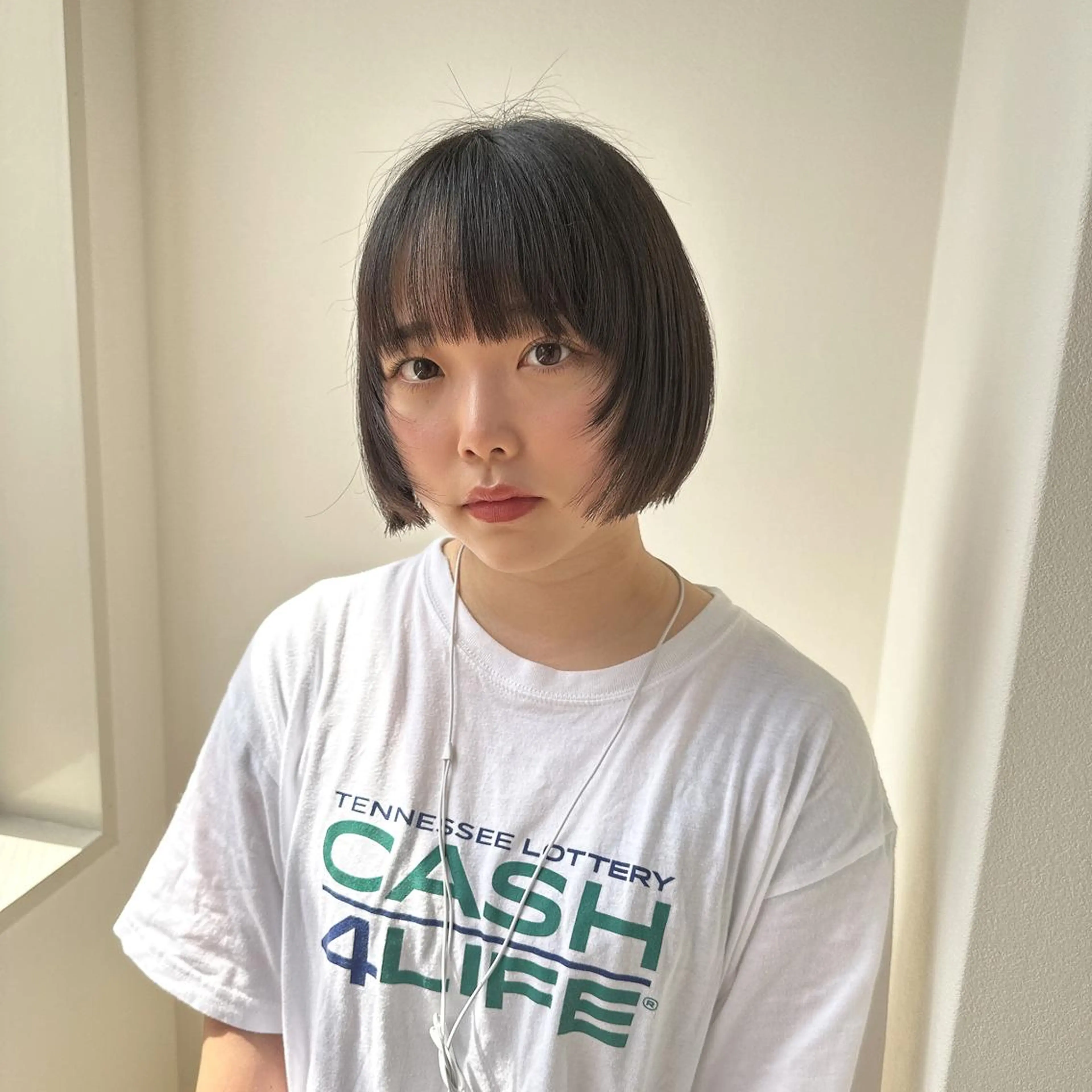 ショート カラー ウルフカット Sherry/R 三川町　木村祐里奈のヘアスタイル