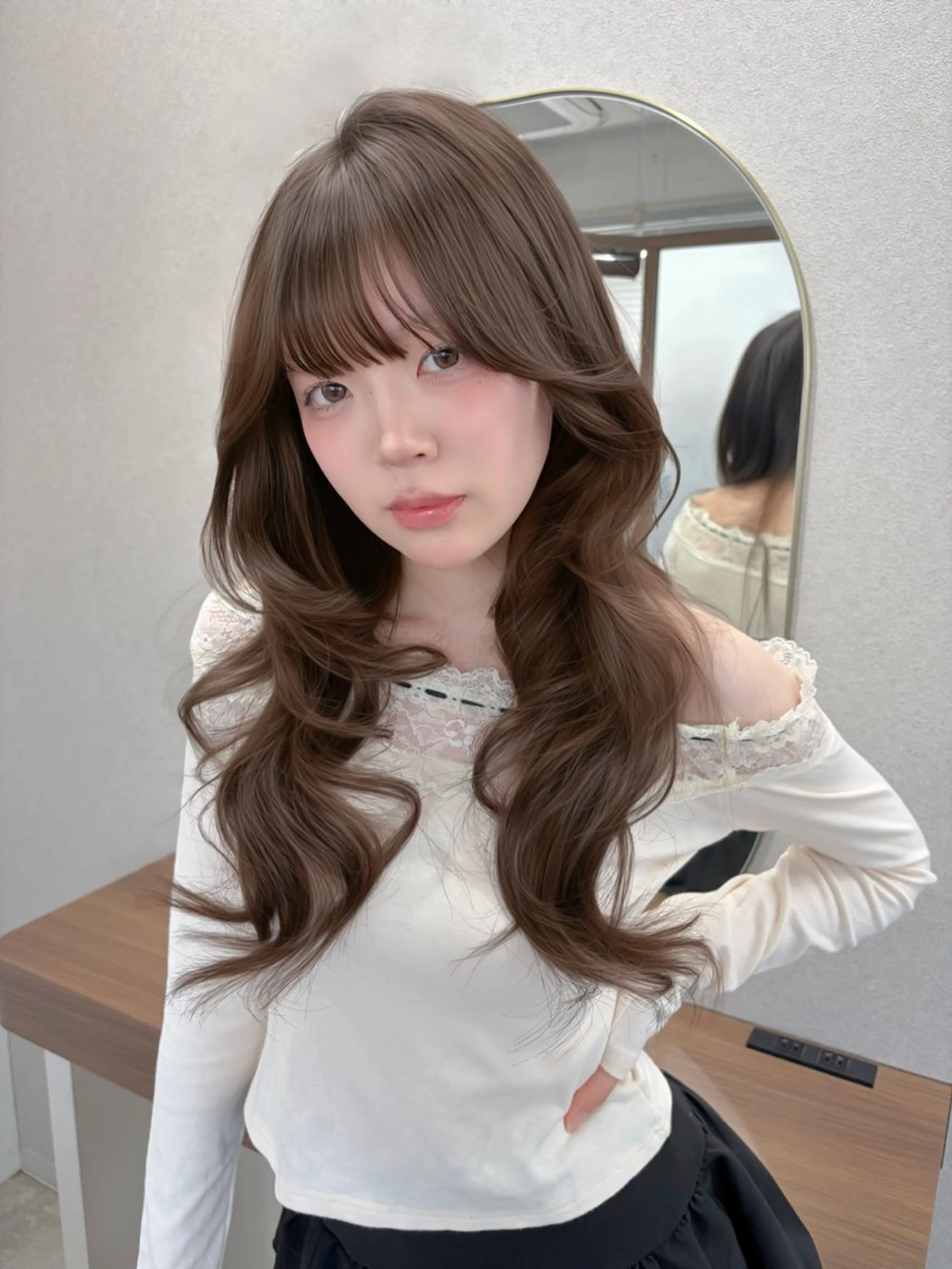 ロング カラー ブラウンカラー ショコラブラウン グレージュ 韓国風ヘア レイヤーカット 藤野 結衣のヘアスタイル