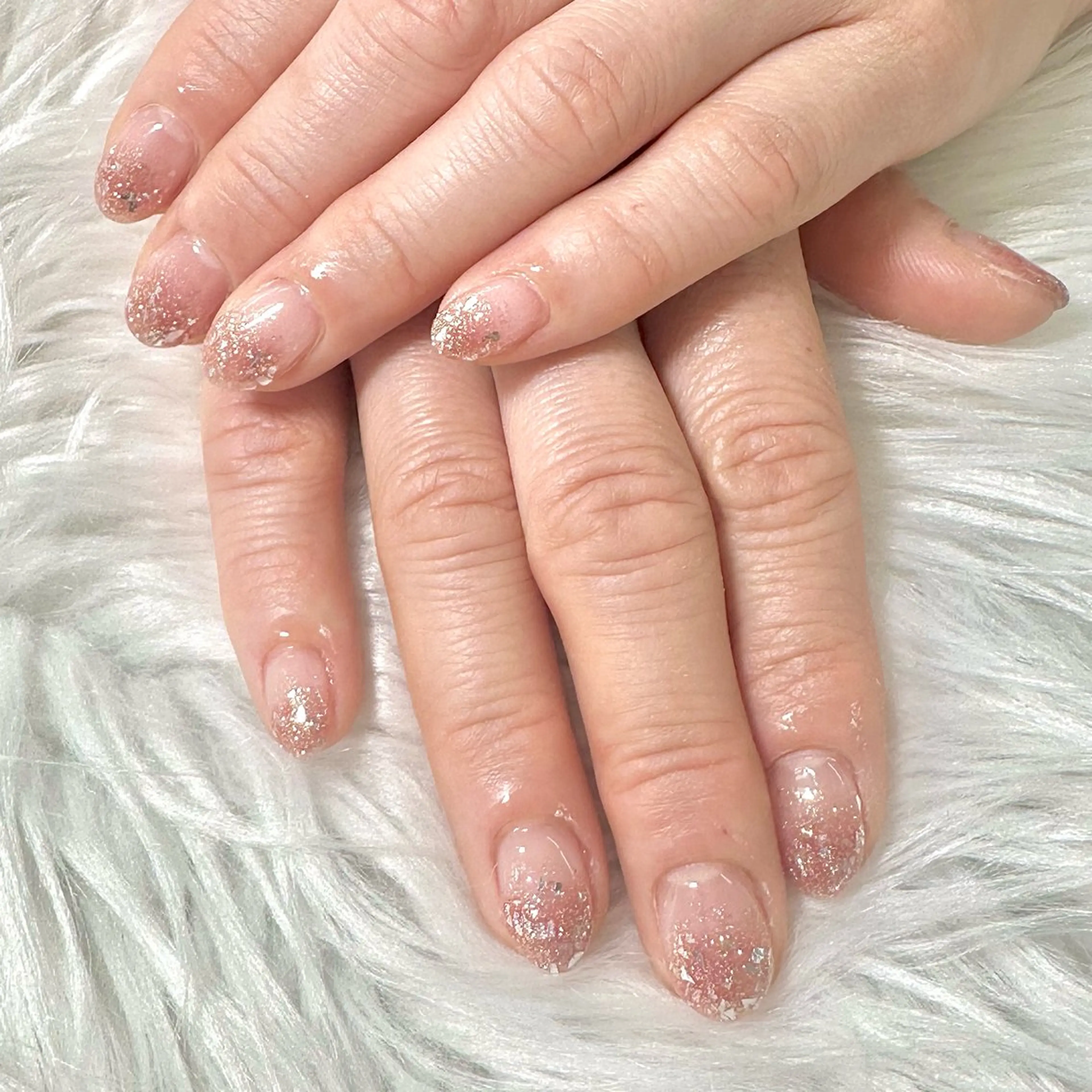 オフあり🩵ハンド/ワンカラー、ラメグラデーションの写真