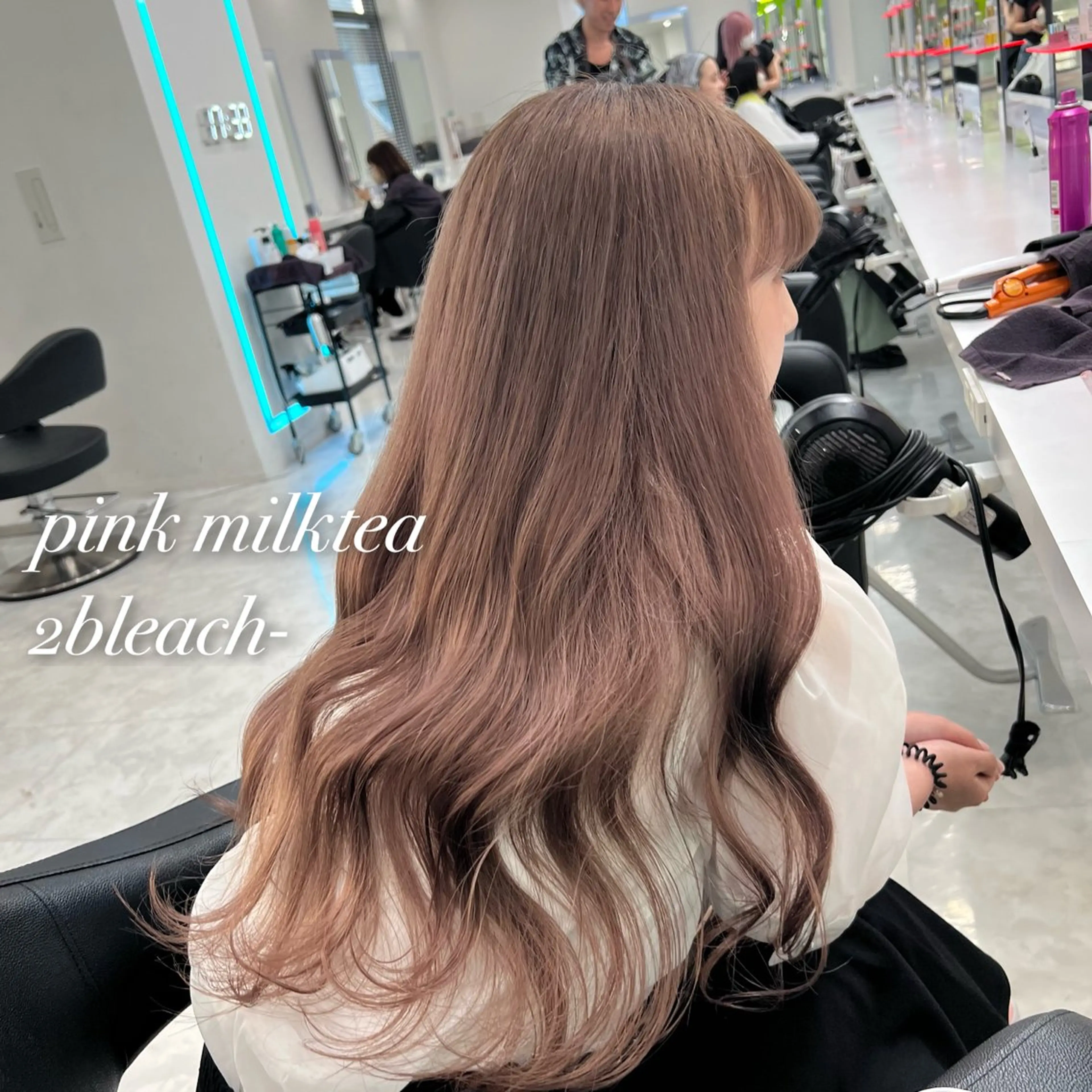 ロング カラー パーマ ヘアアレンジ メンズ キッズ ネイル マツエク・マツパ アイブロウ ヘアカラー トリートメント ヘッドスパ ヘアセット 💕トレンドうる艶髪 💕TUNE銀座のヘアスタイル