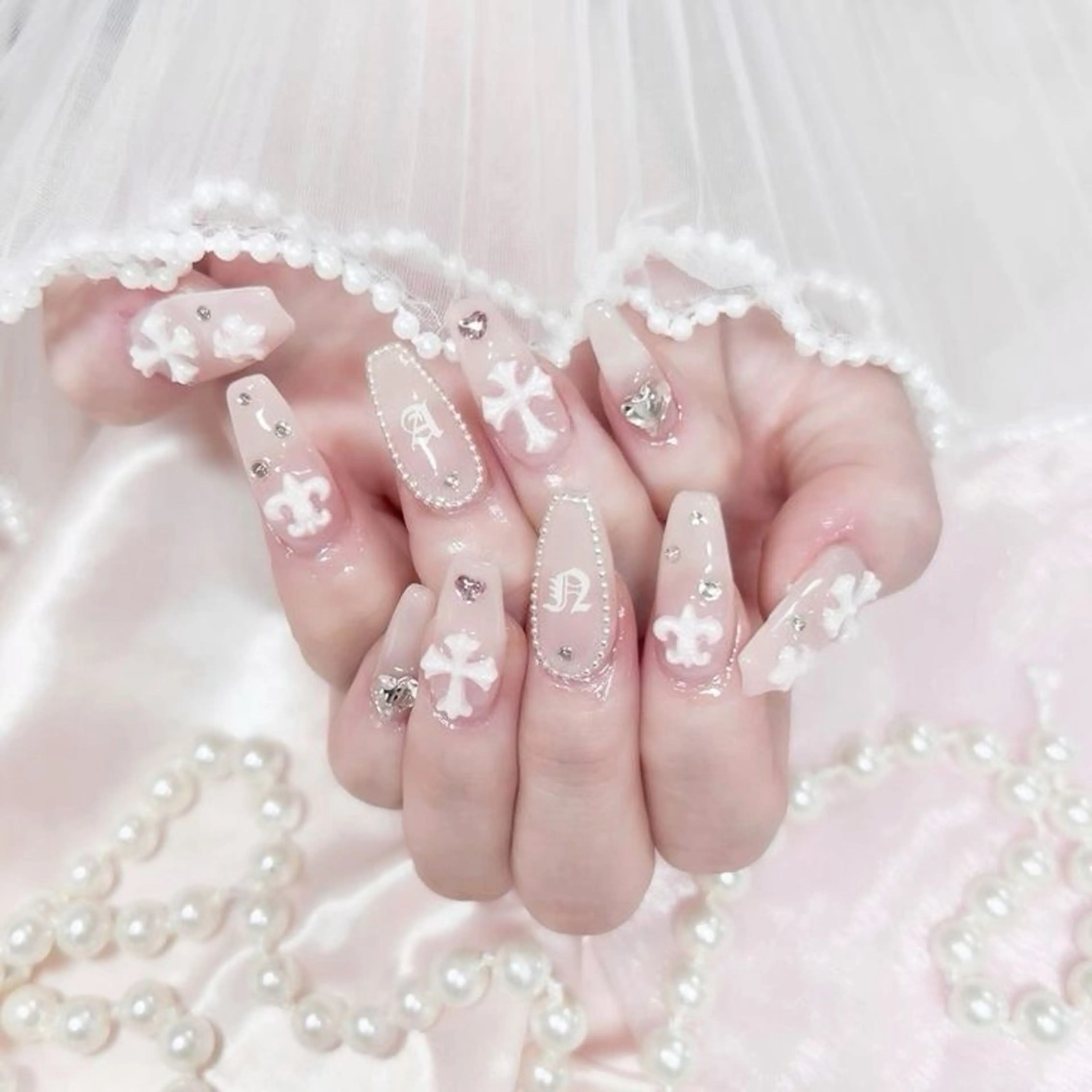 ネイル フレンチネイル キラキラネイル 韓国ネイル シンプルネイル ワンホンネイル ハンドネイル MEI Nailのネイルデザイン
