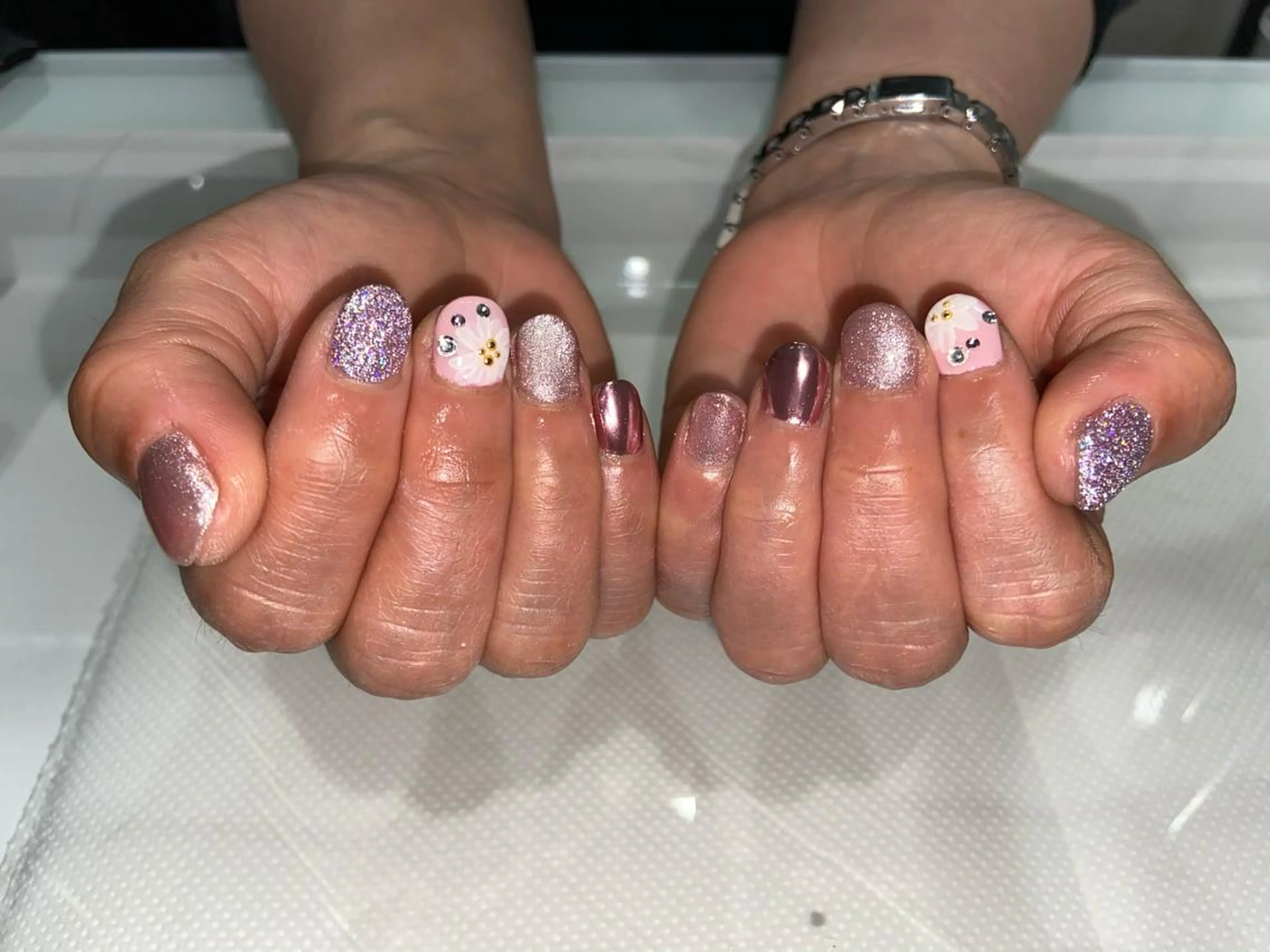 ネイル Miki 本町駅｜💅‎🤍のネイルデザイン