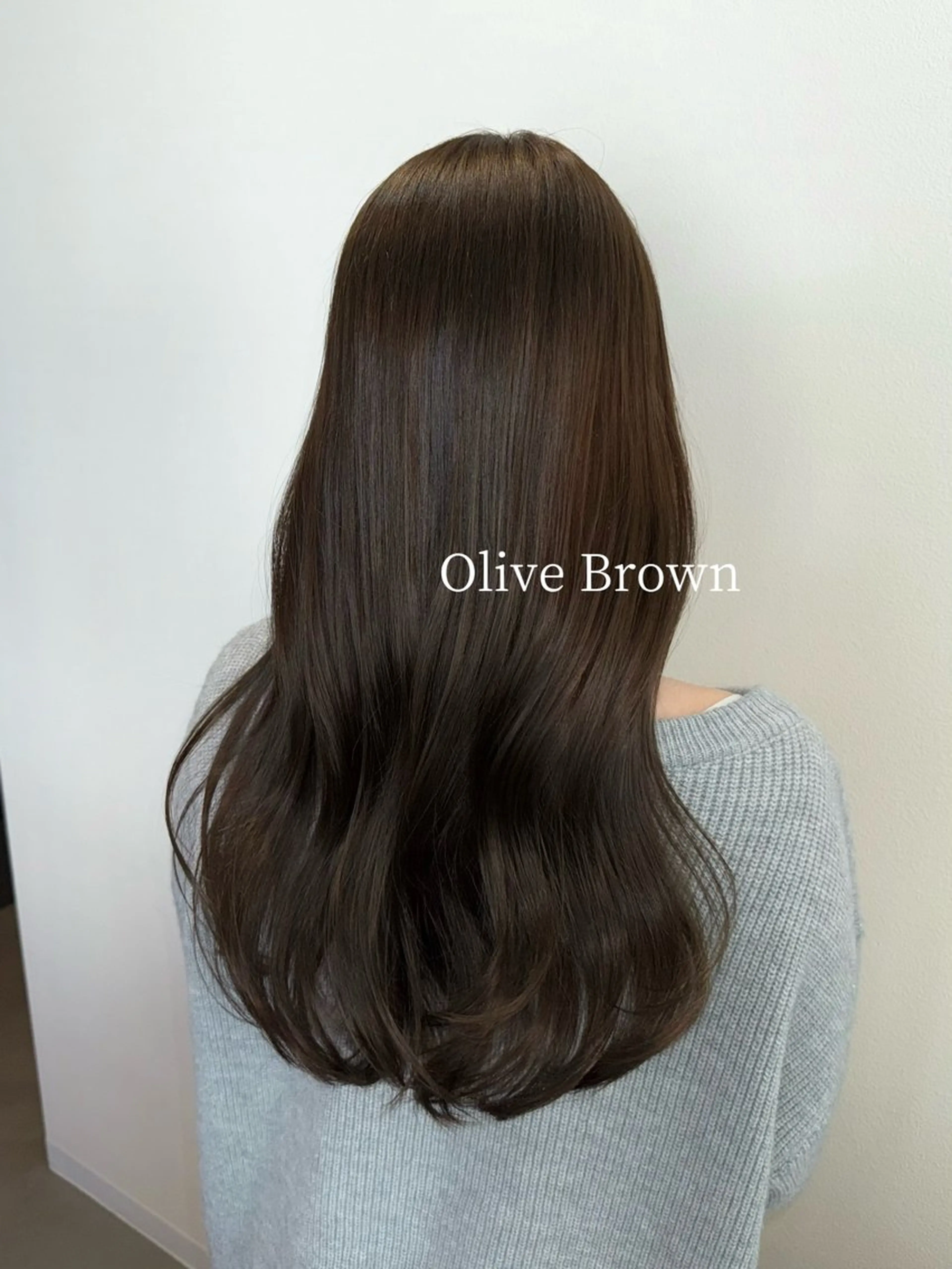 ロング カット ヘアカラー トリートメント NANA / MONDのヘアスタイル