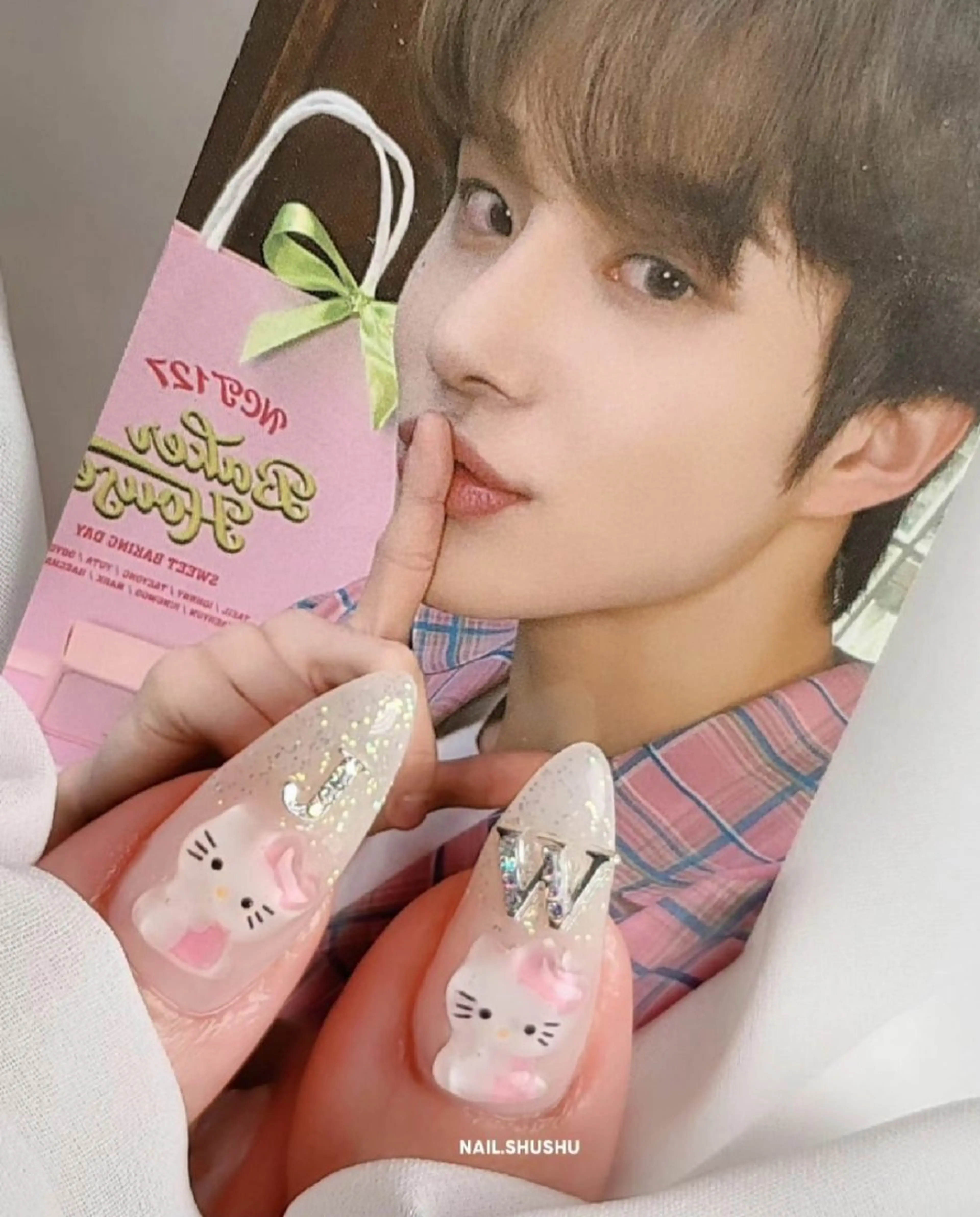 ネイル 持ち込み ニュアンスネイル ワンカラーネイル シンプルネイル 3dパーツ/流行り 👧shushu❤️のネイルデザイン