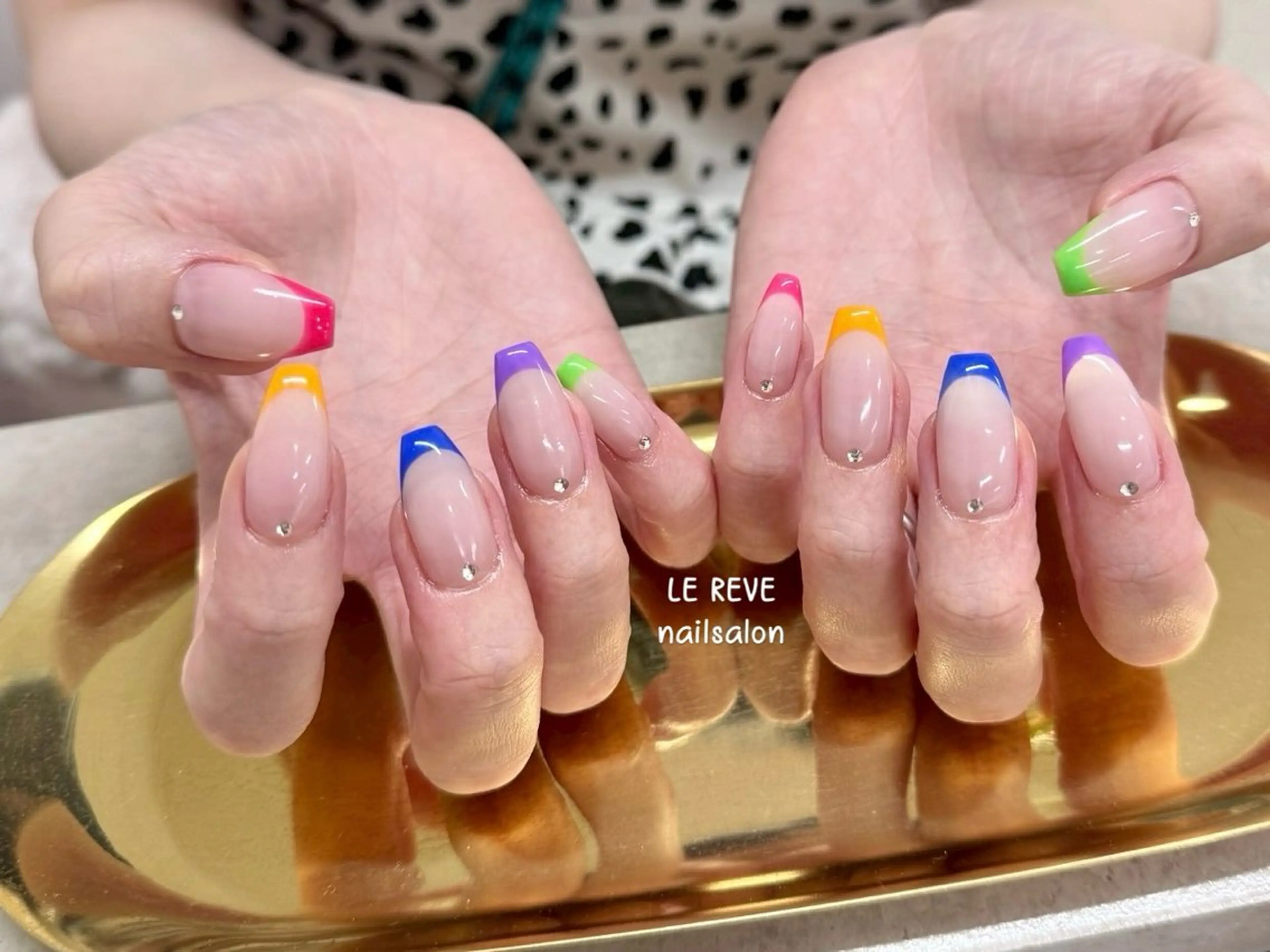 ネイル 韓国ネイル ニュアンスネイル シンプルネイル 夏ネイル ワンホンネイル LE REVE nailsalonのネイルデザイン