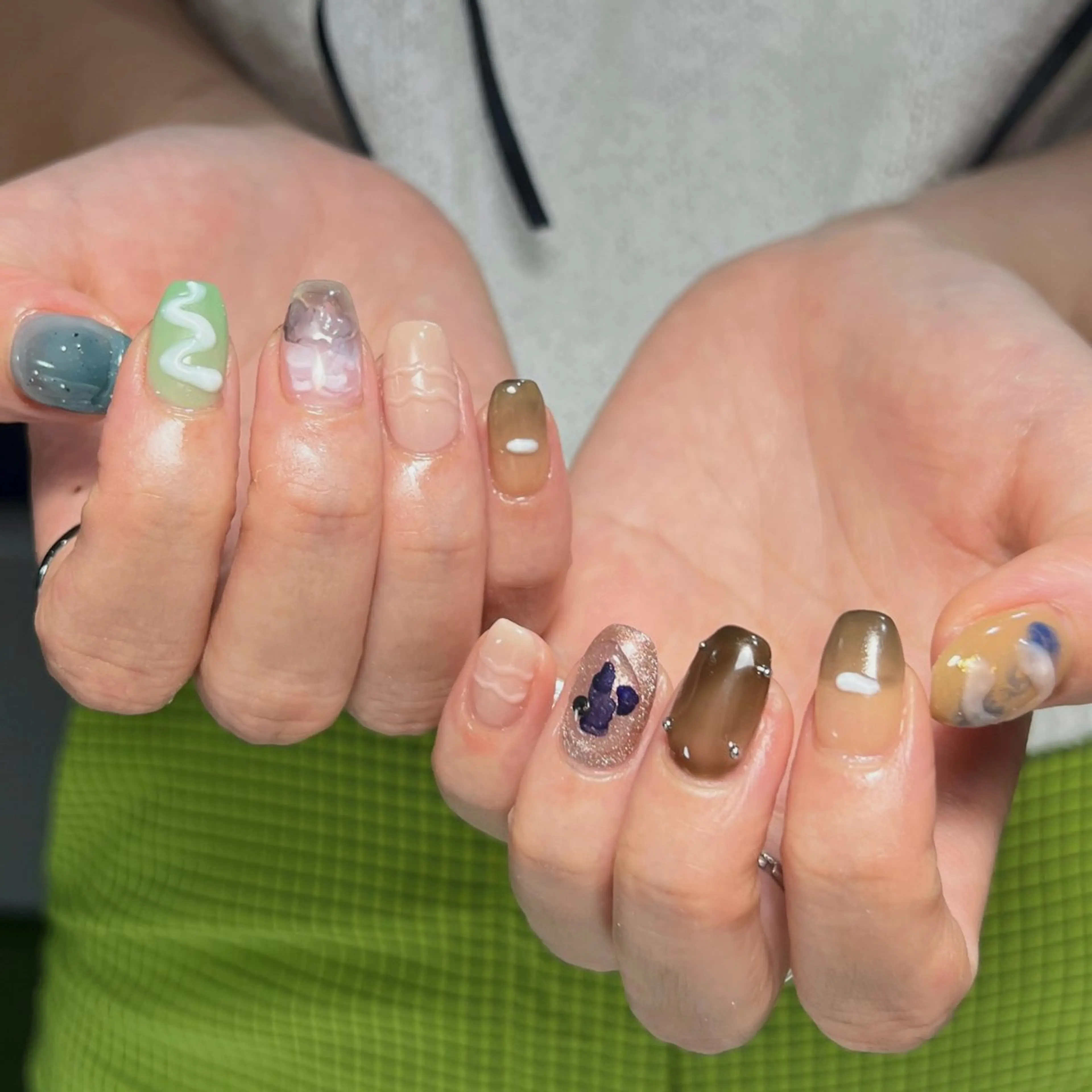 ネイル ニュアンスネイル ロイ ネイルのその他イメージ